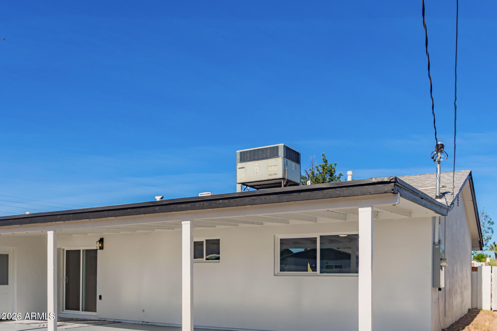 3429 W SWEETWATER Avenue