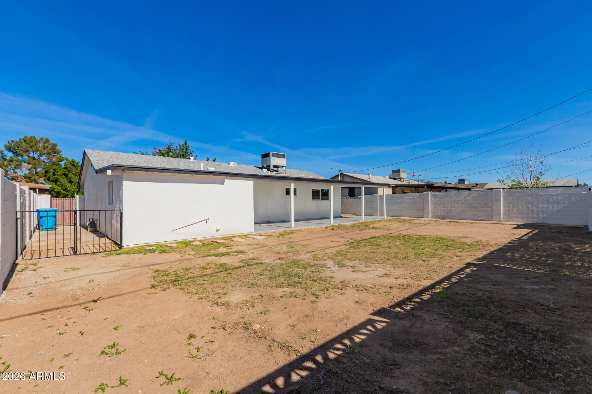 3429 W SWEETWATER Avenue