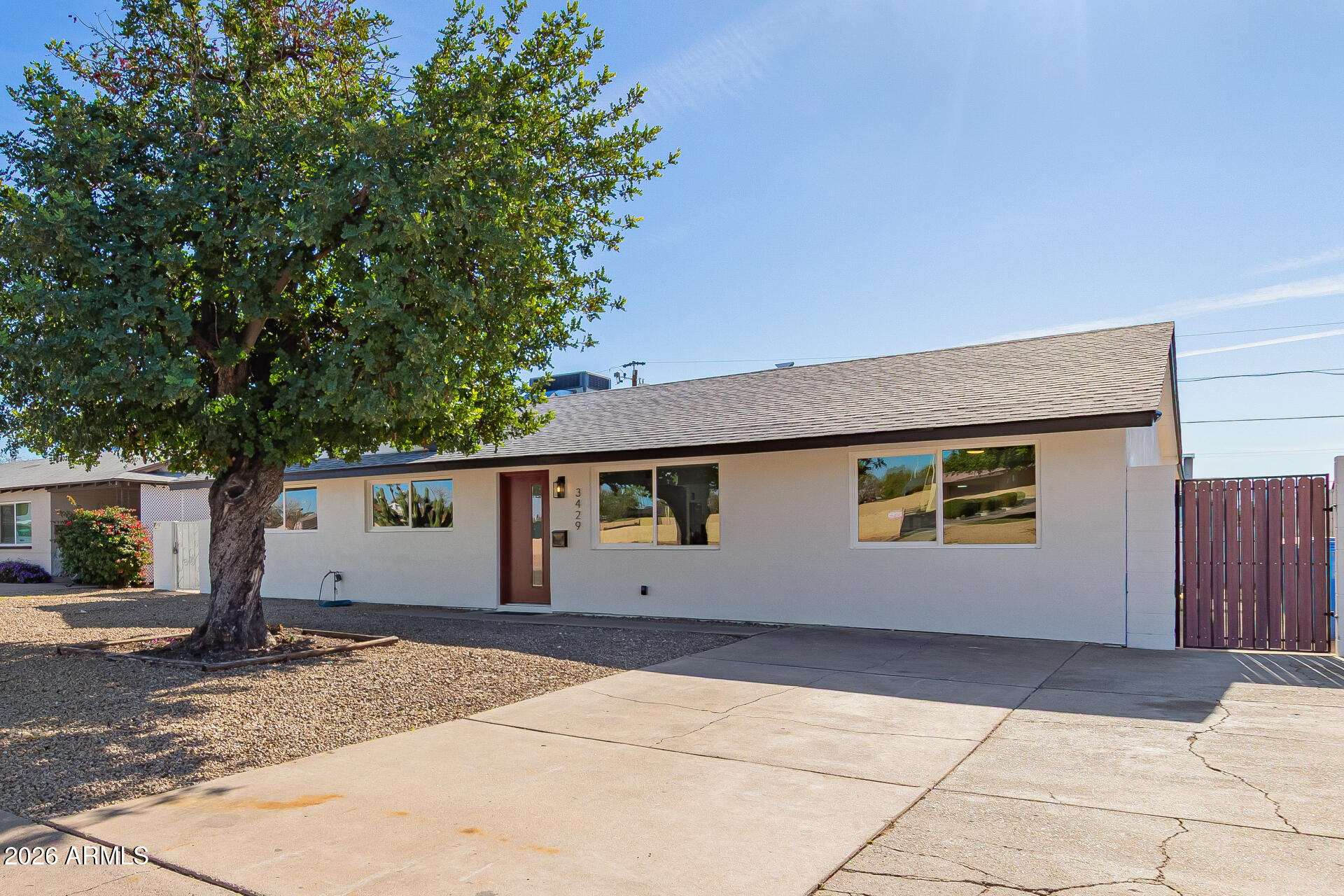 3429 W SWEETWATER Avenue