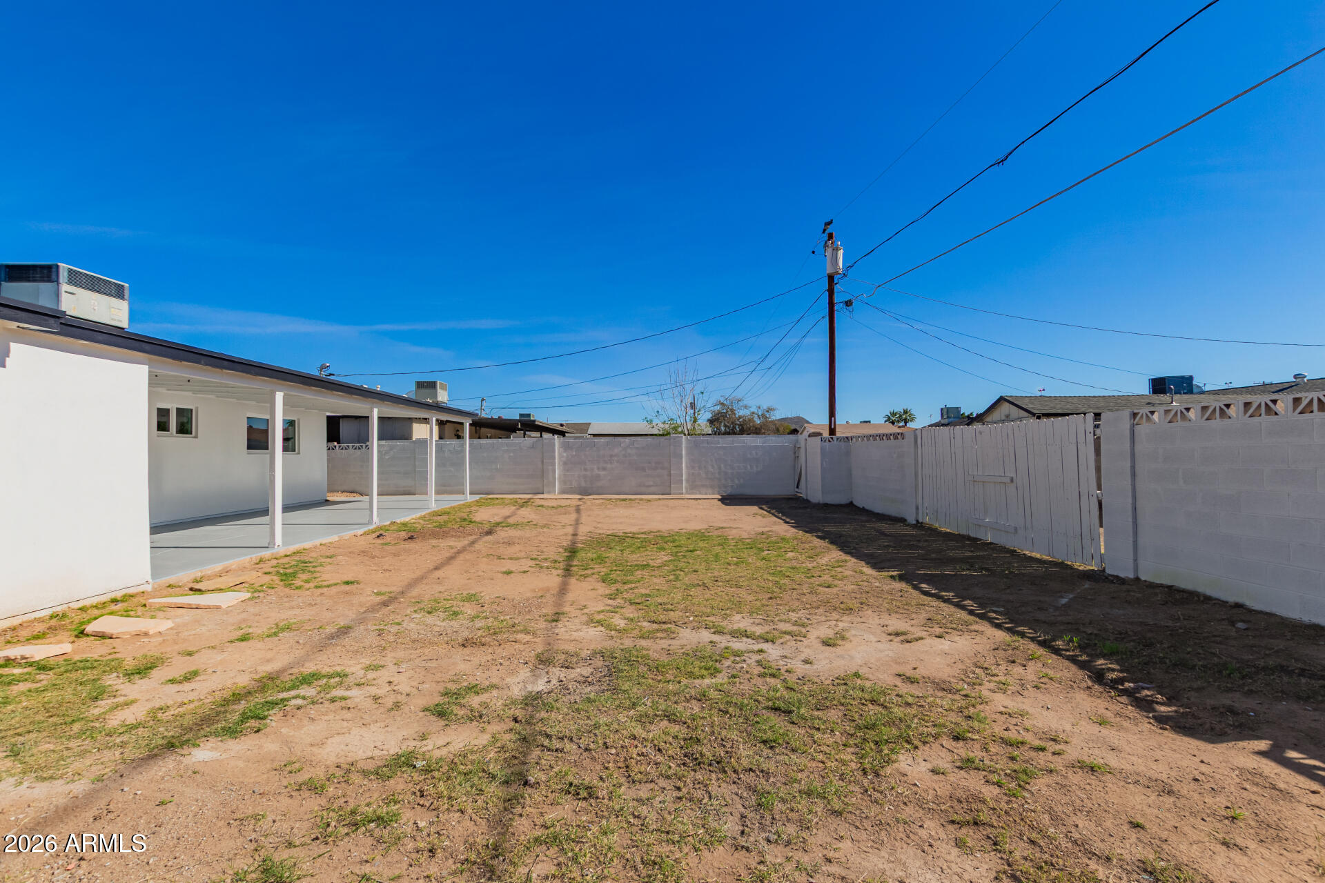 3429 W SWEETWATER Avenue