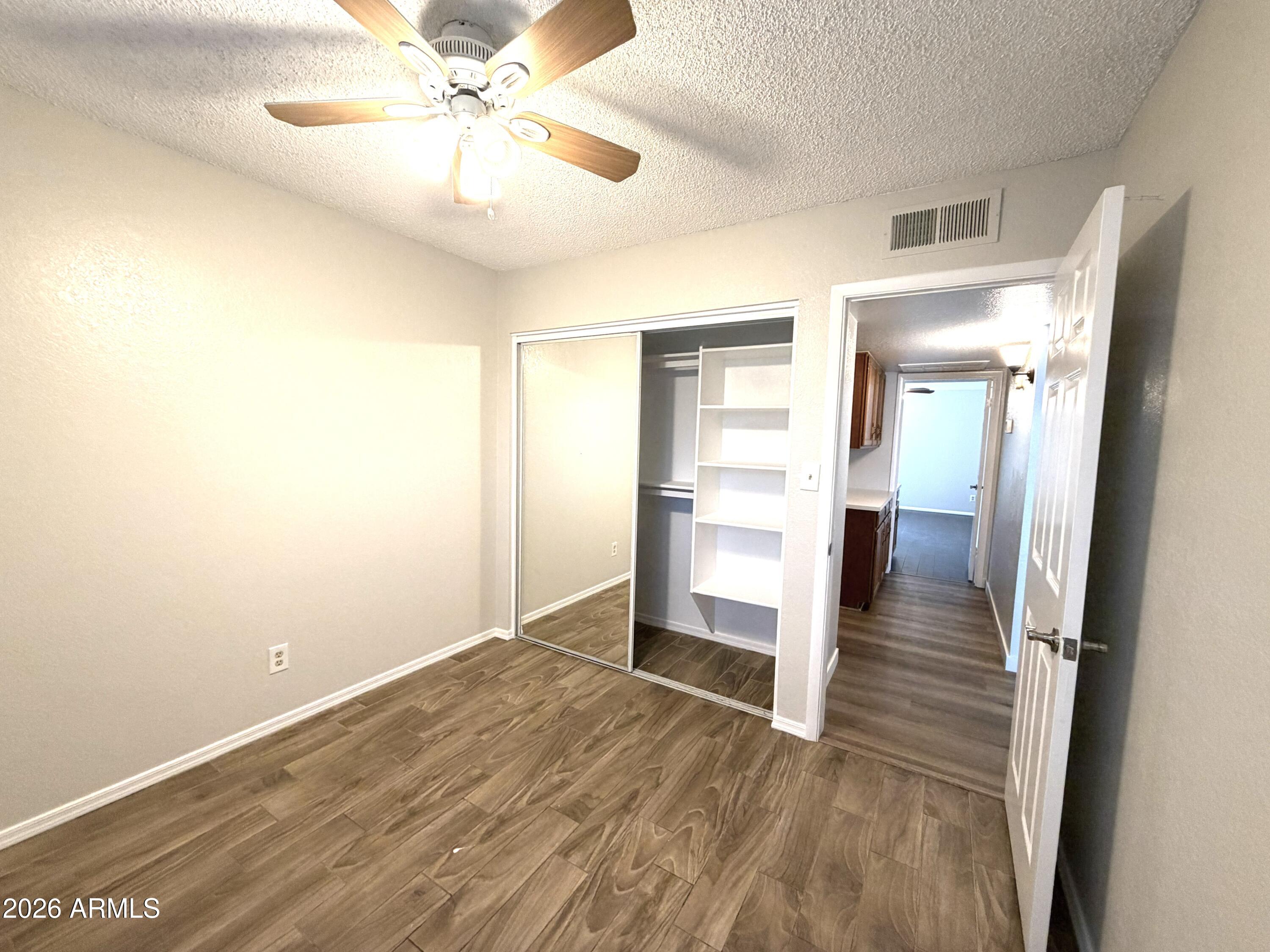 5401 W RIVIERA Drive