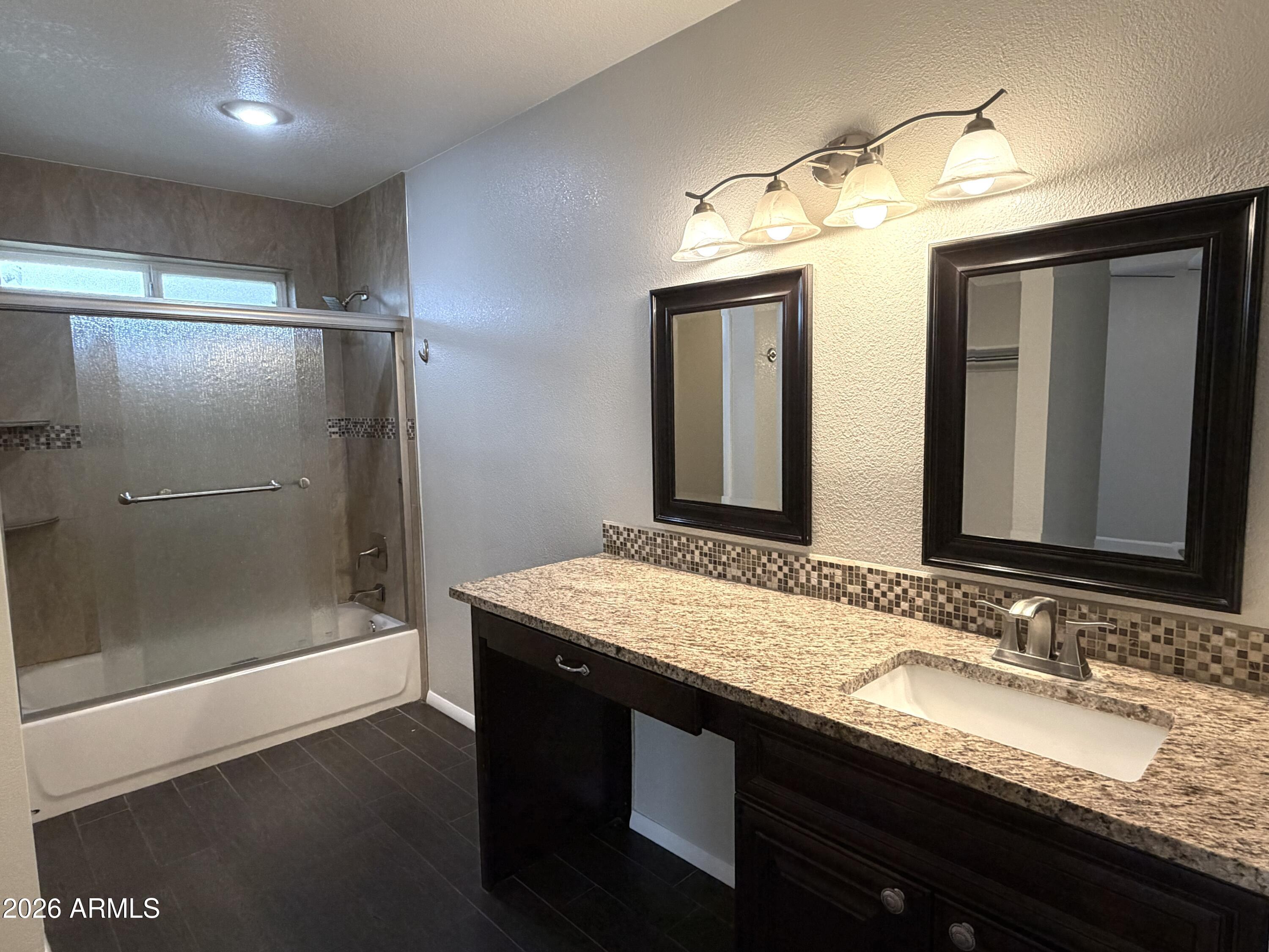 5401 W RIVIERA Drive