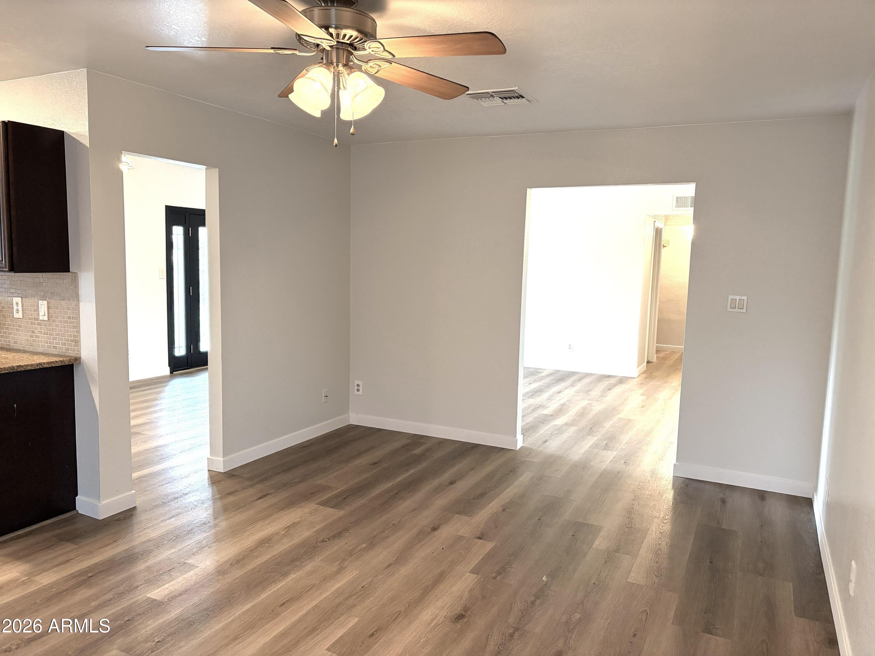 5401 W RIVIERA Drive