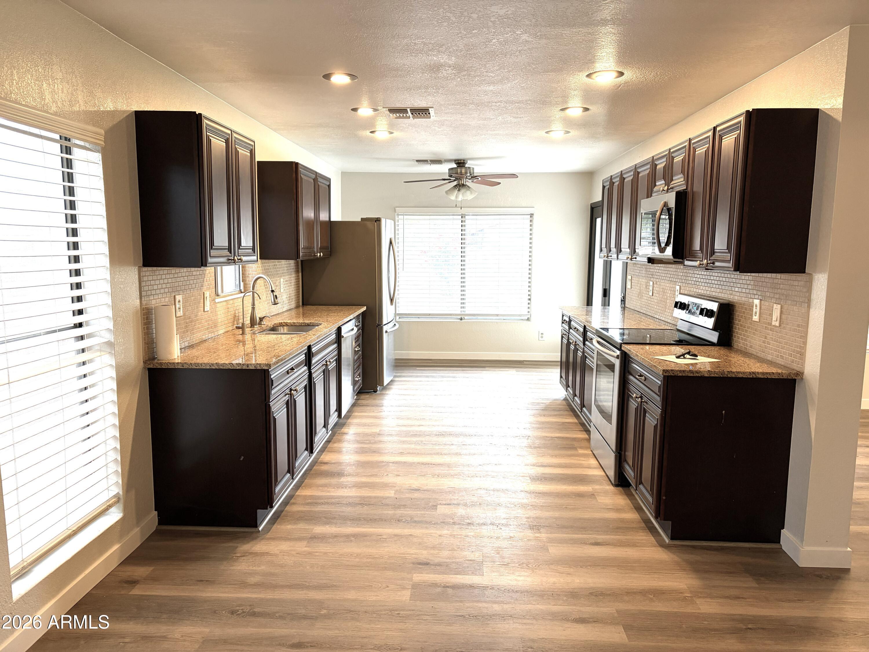 5401 W RIVIERA Drive