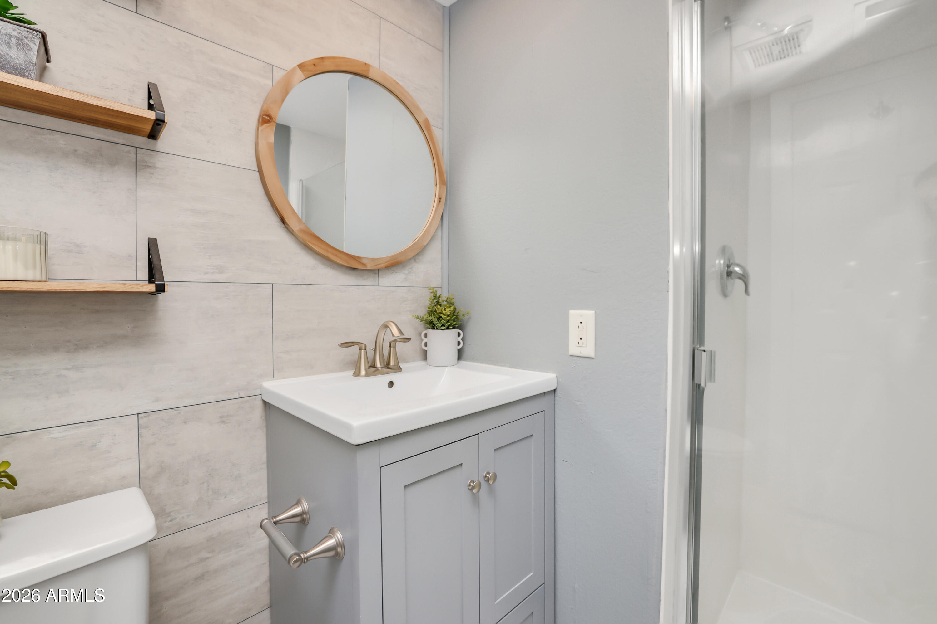 5036 E SIESTA Drive 1