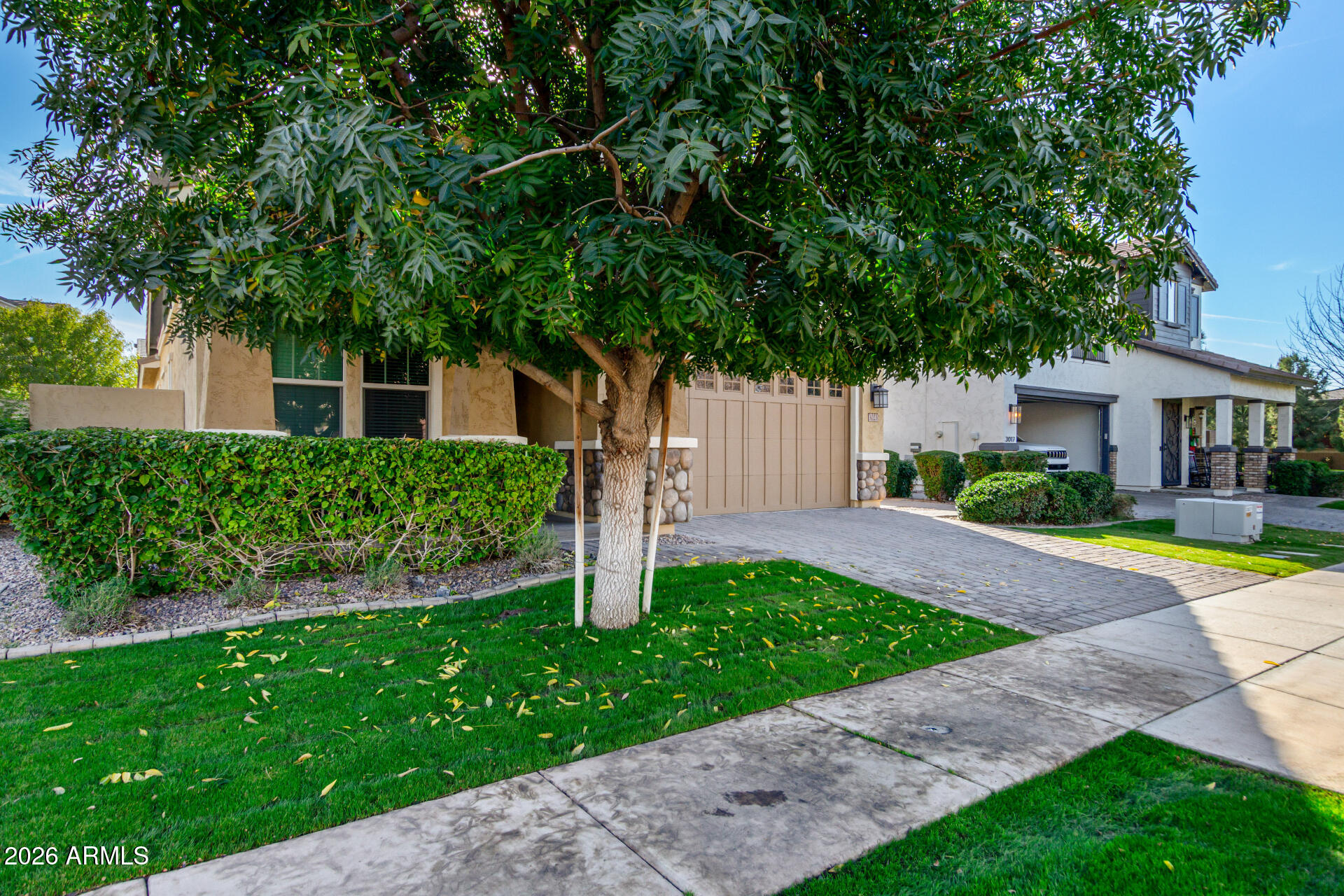 3023 E Arabian Drive