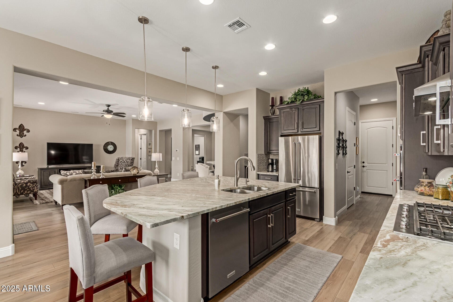 8112 W MERRIWEATHER Way