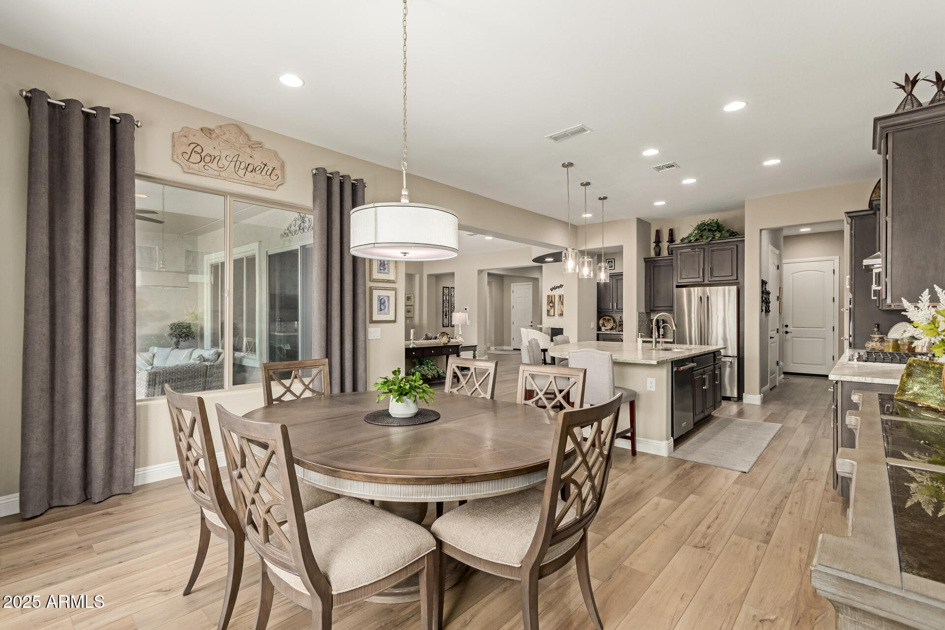 8112 W MERRIWEATHER Way