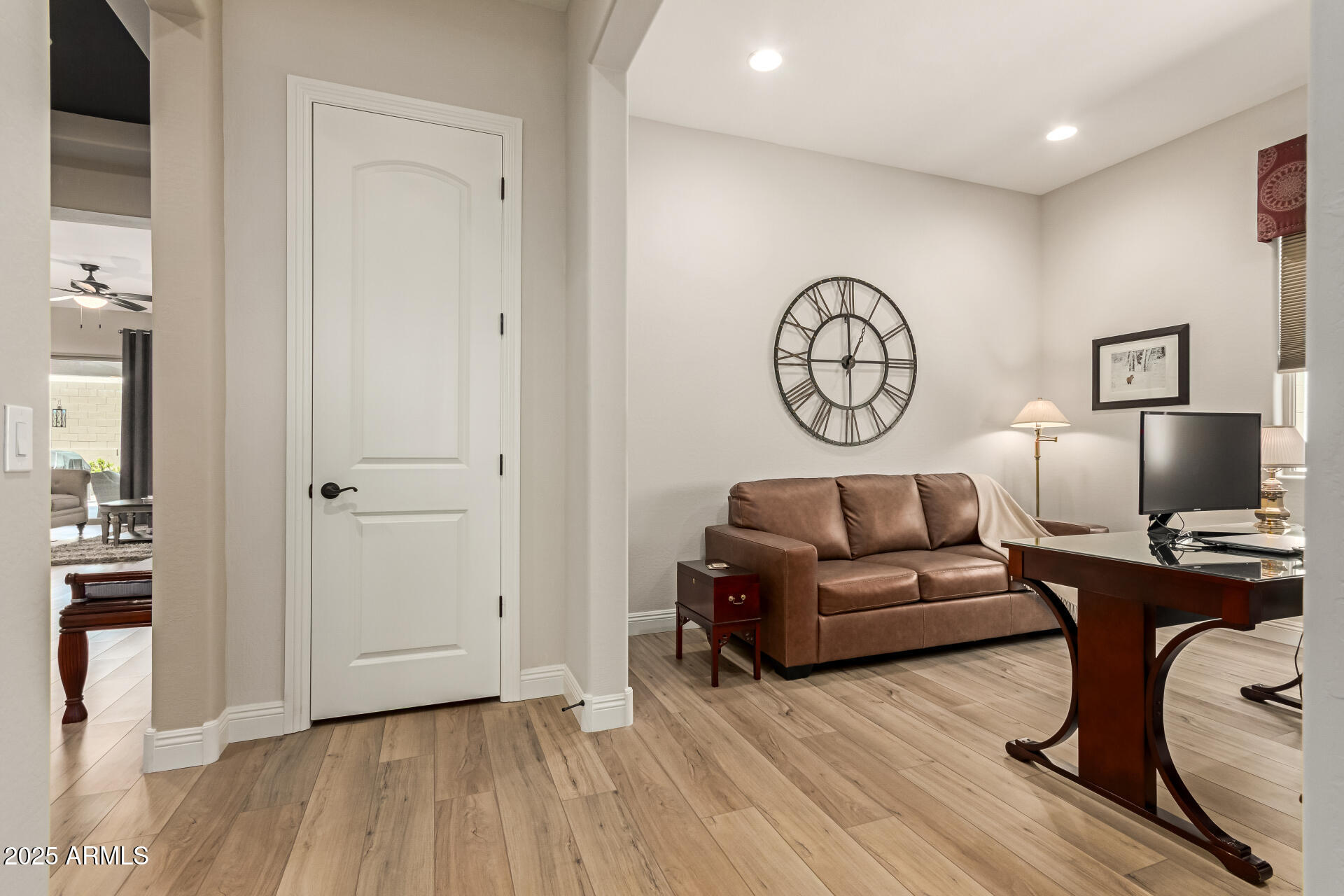 8112 W MERRIWEATHER Way