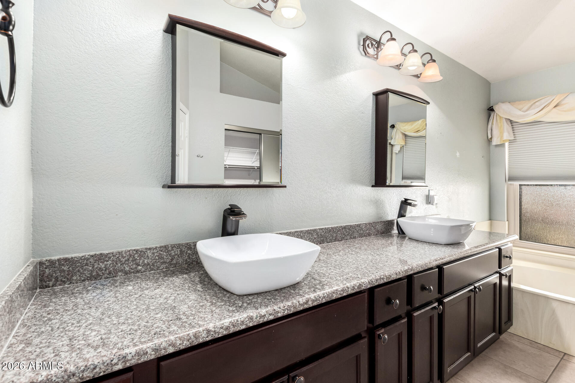 3807 E CATHEDRAL ROCK Drive