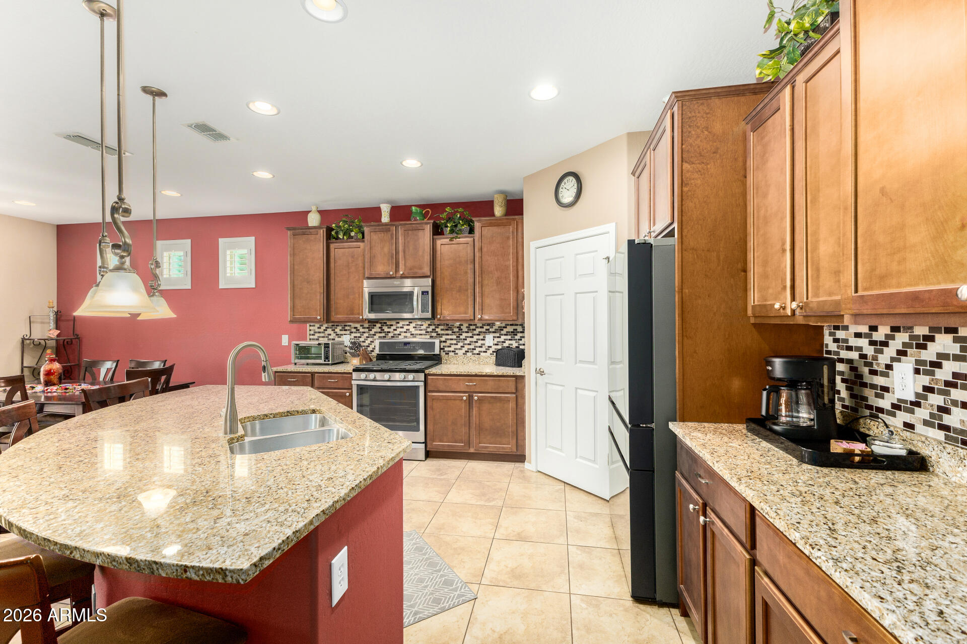 7130 W MERRIWEATHER Way