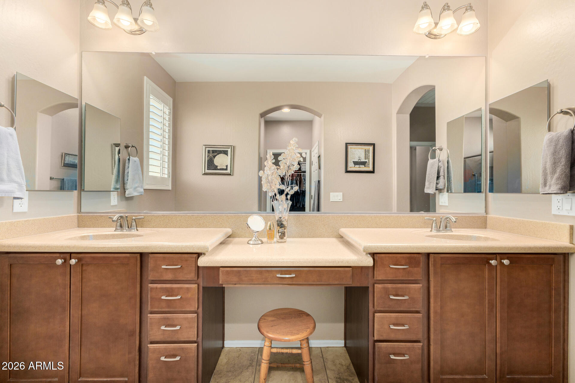 7130 W MERRIWEATHER Way