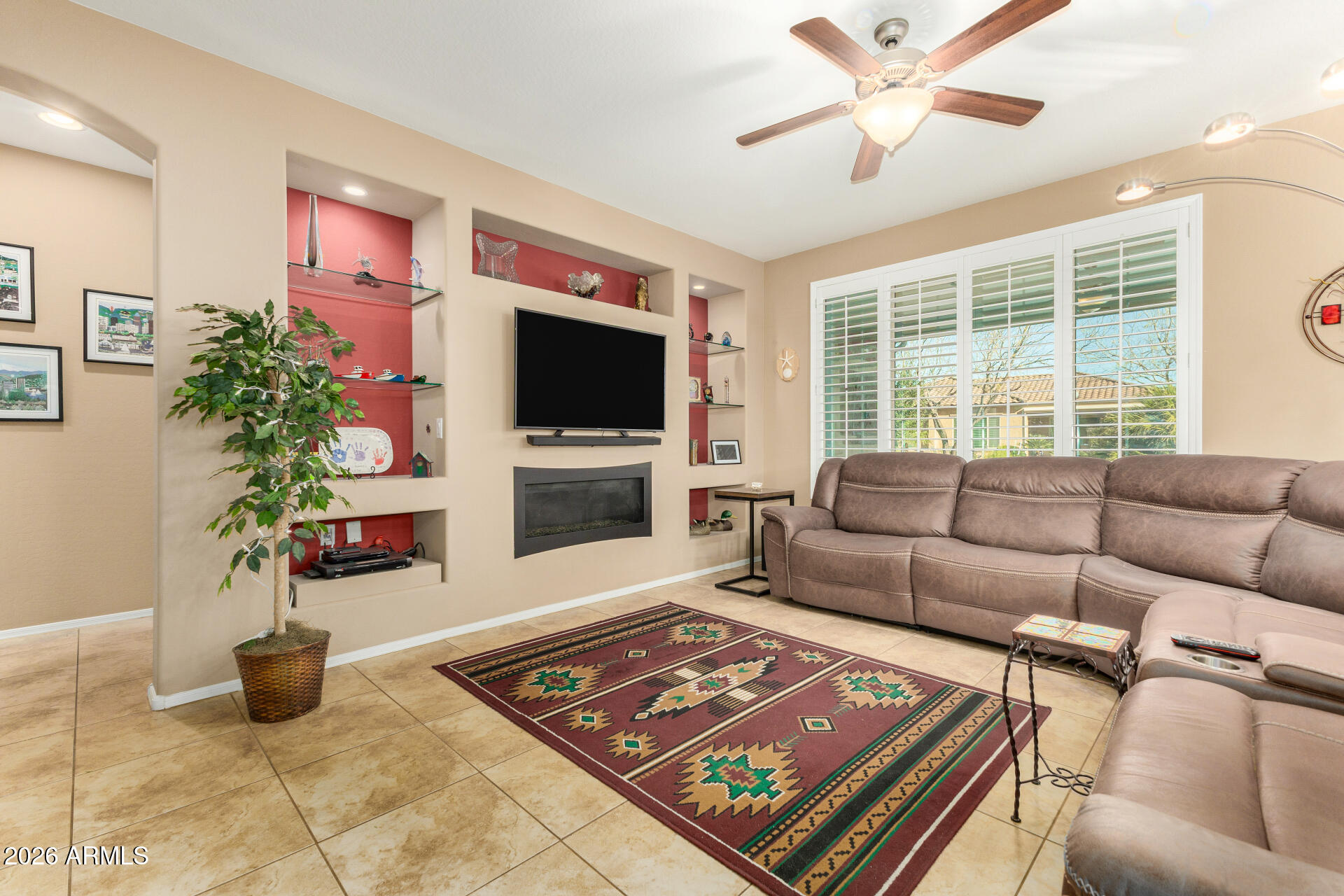 7130 W MERRIWEATHER Way