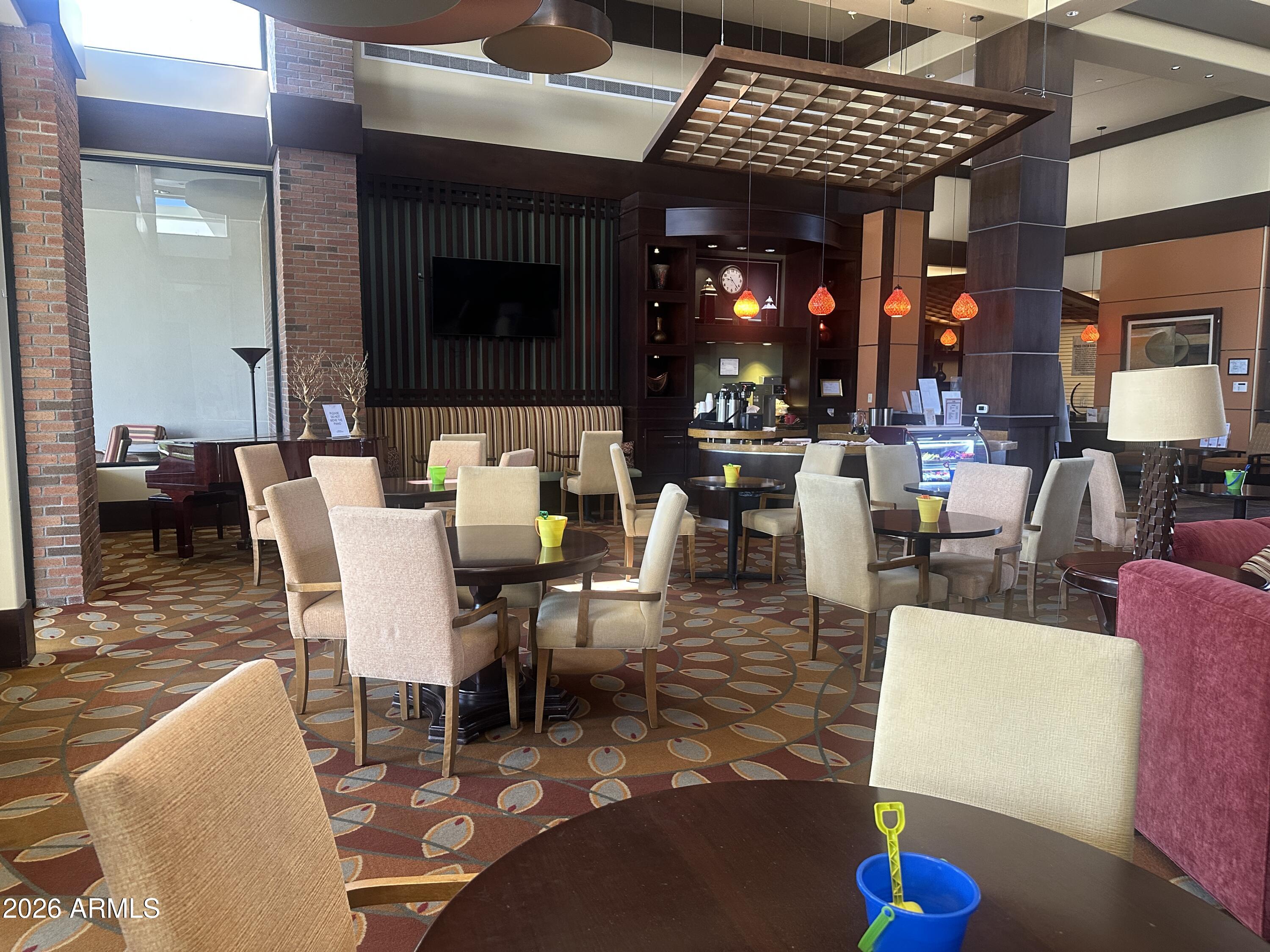 7130 W MERRIWEATHER Way