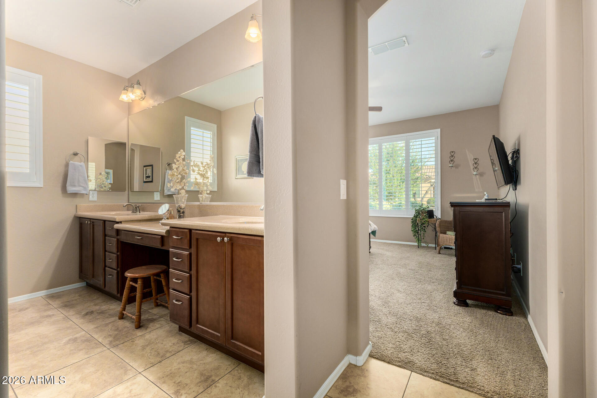 7130 W MERRIWEATHER Way