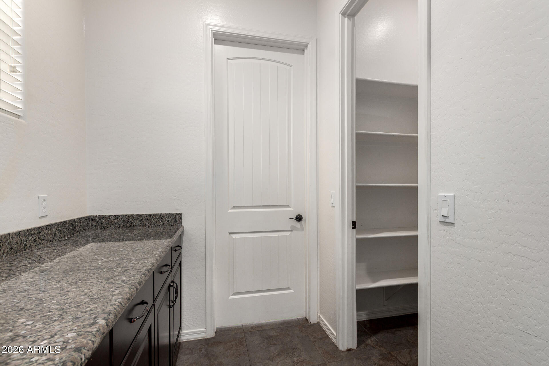 2960 E DERRINGER Way