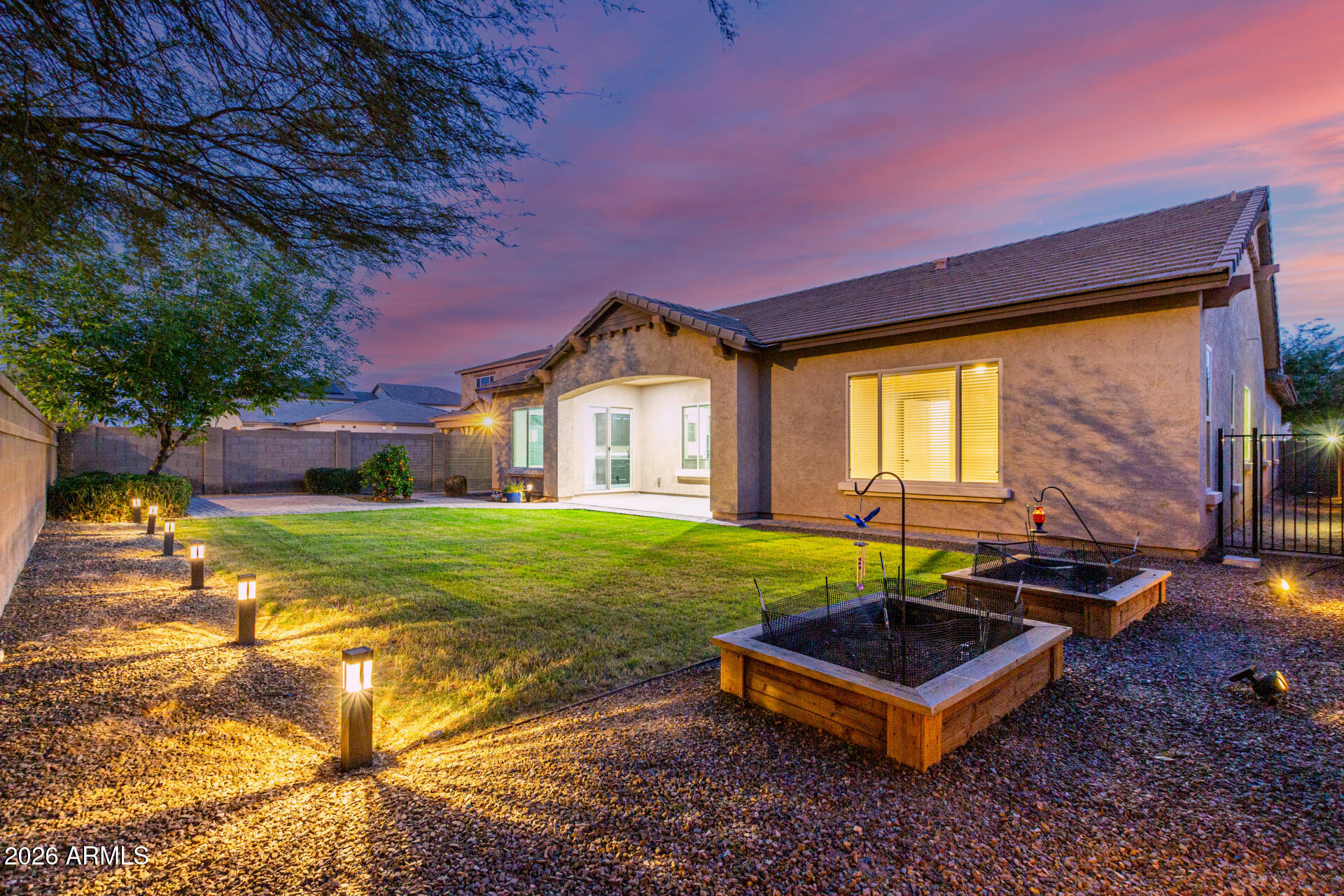 2960 E DERRINGER Way