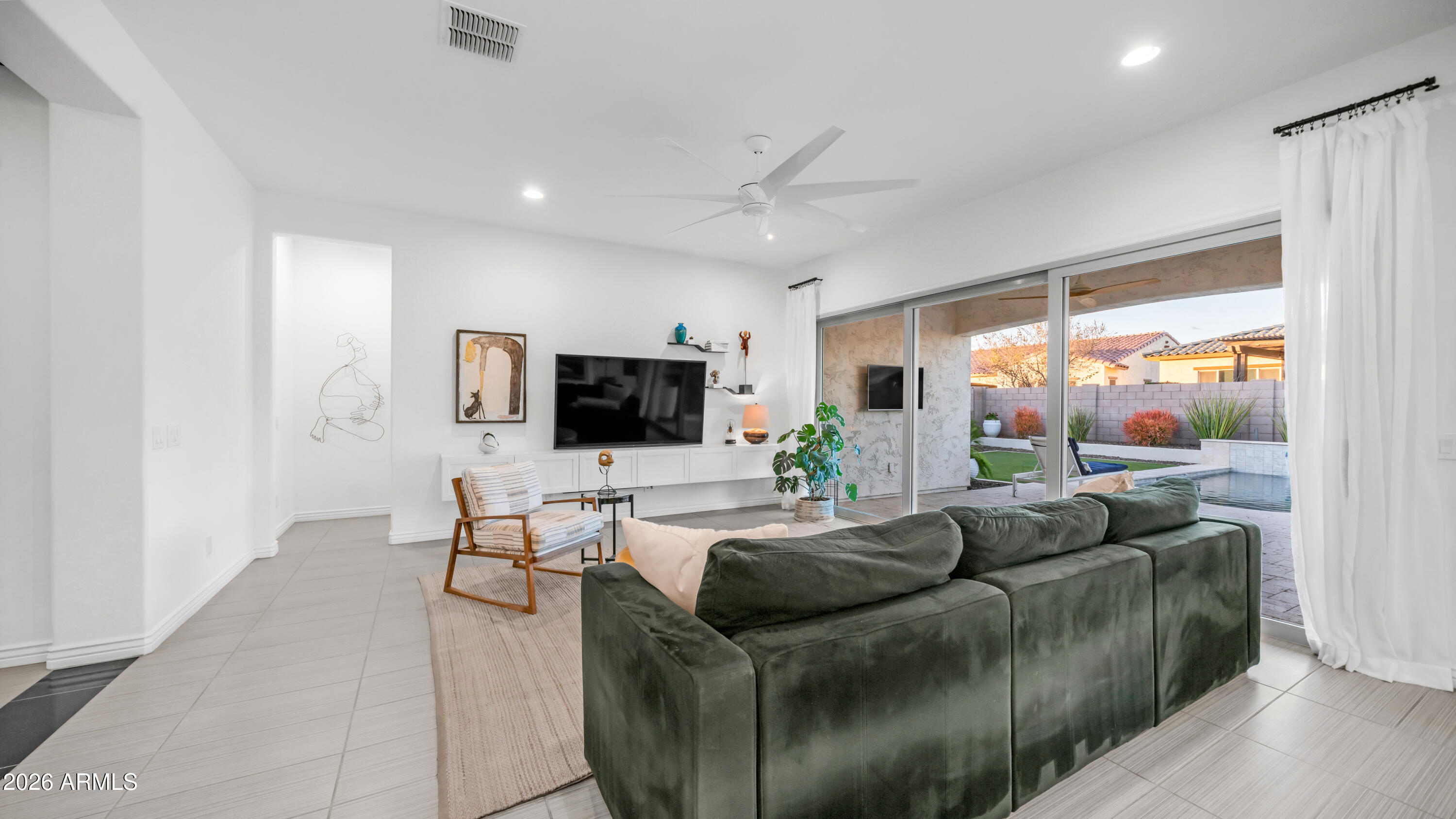 10248 E TIGER LILY Avenue