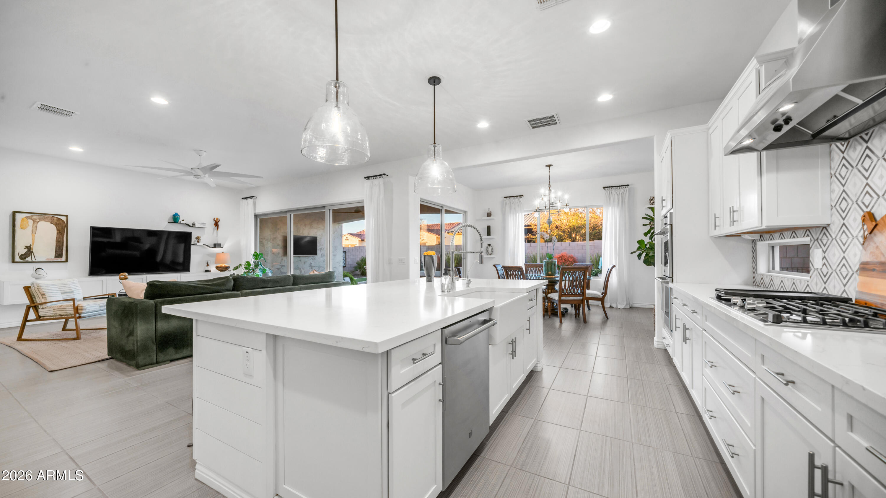 10248 E TIGER LILY Avenue