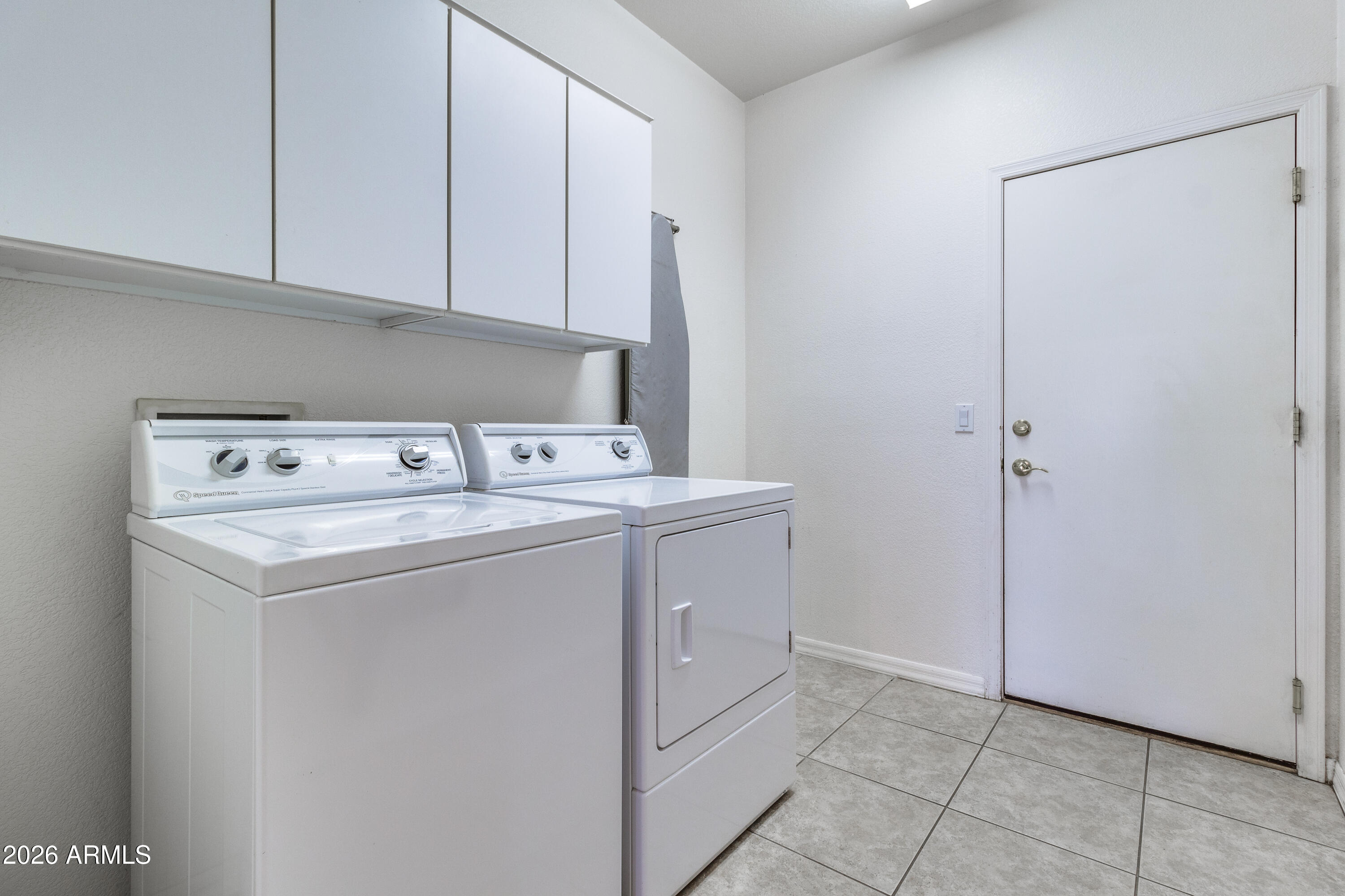 6754 S FOUR PEAKS Way