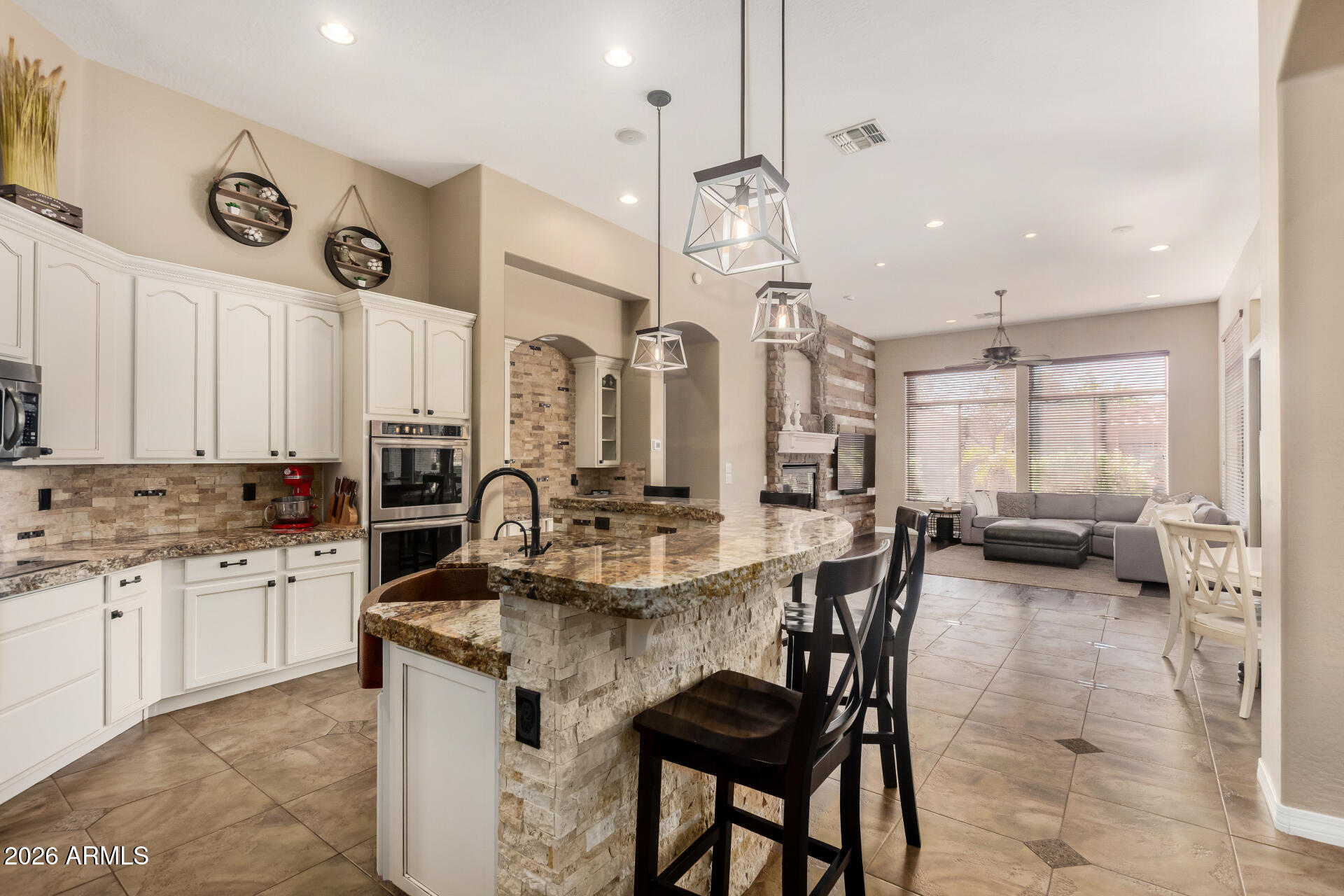 3051 E ELMWOOD Place