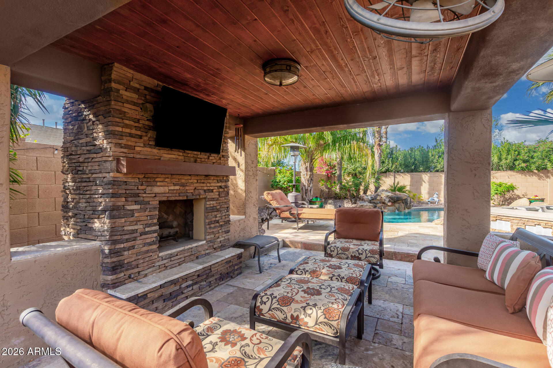 3051 E ELMWOOD Place