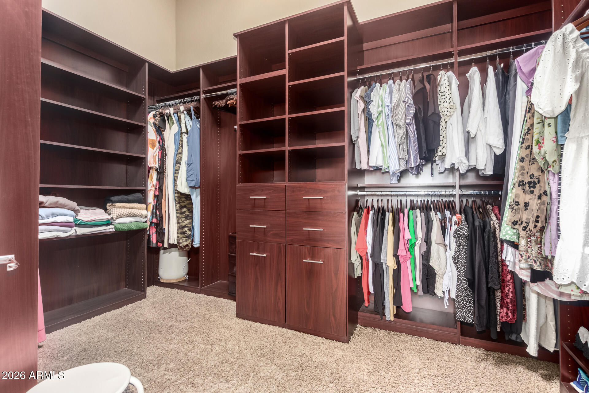 3051 E ELMWOOD Place