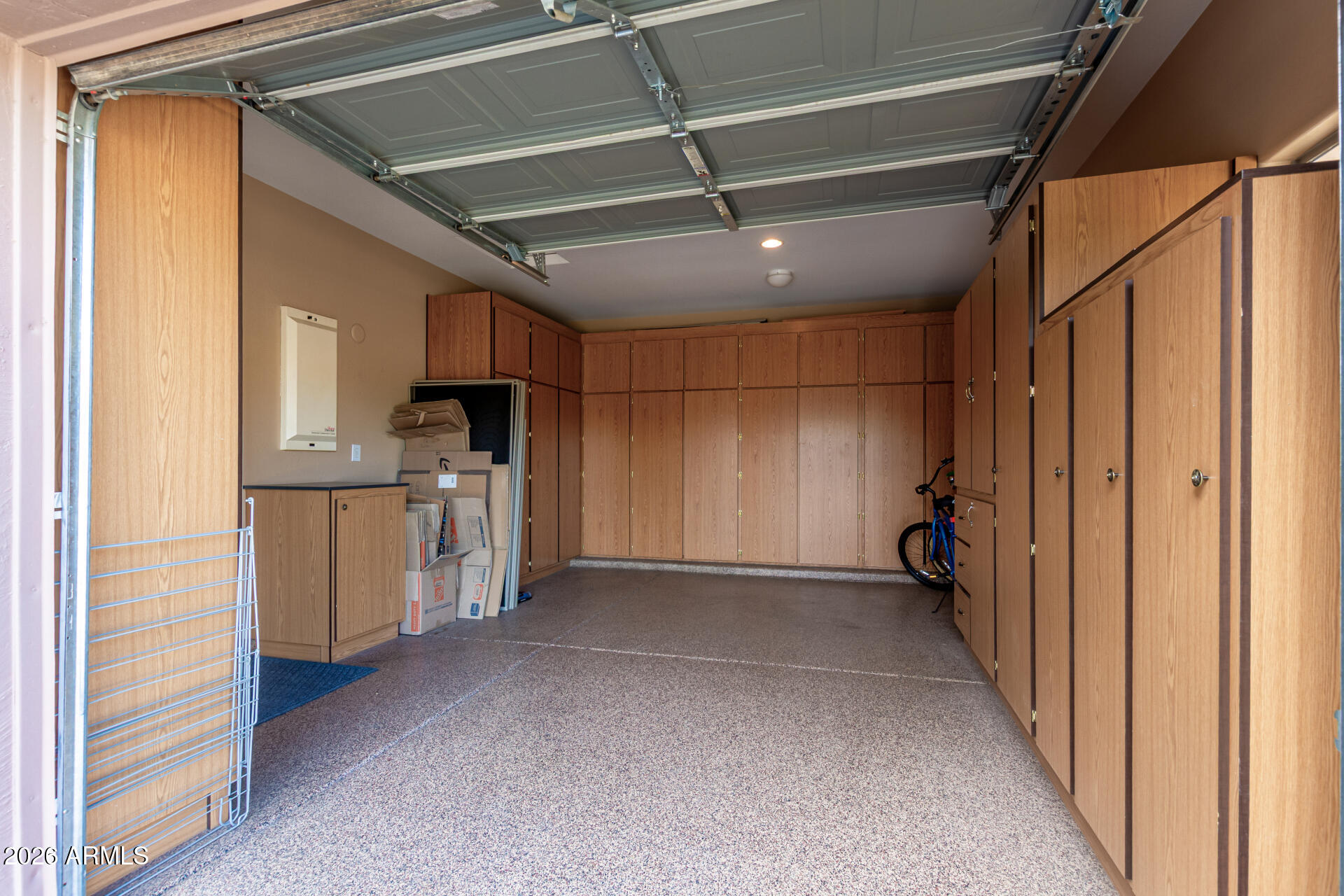 3051 E ELMWOOD Place