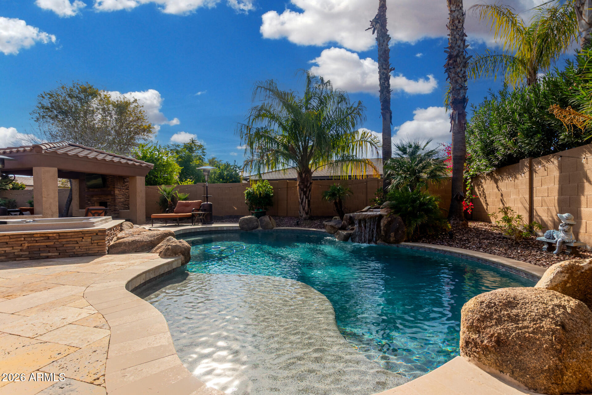 3051 E ELMWOOD Place