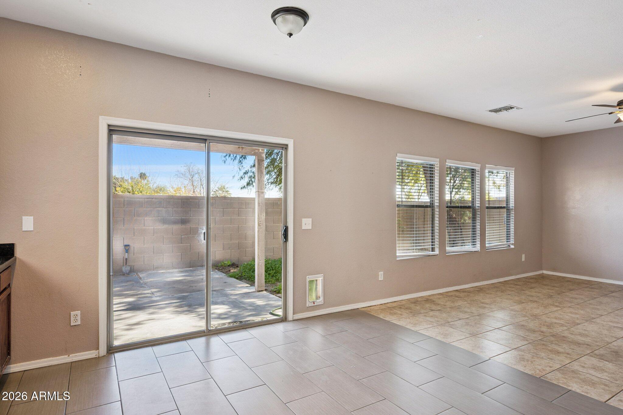 790 E REFLECTION Place