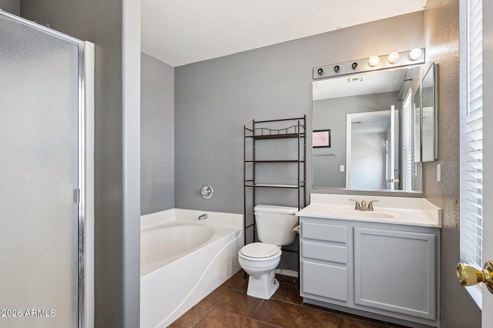 790 E REFLECTION Place