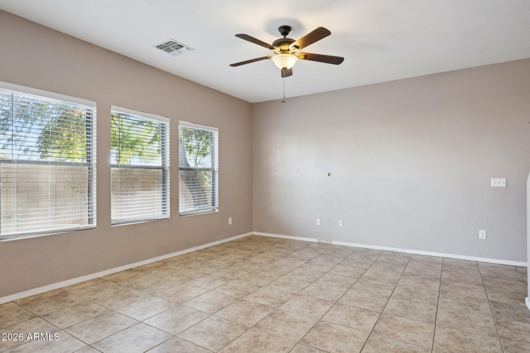 790 E REFLECTION Place