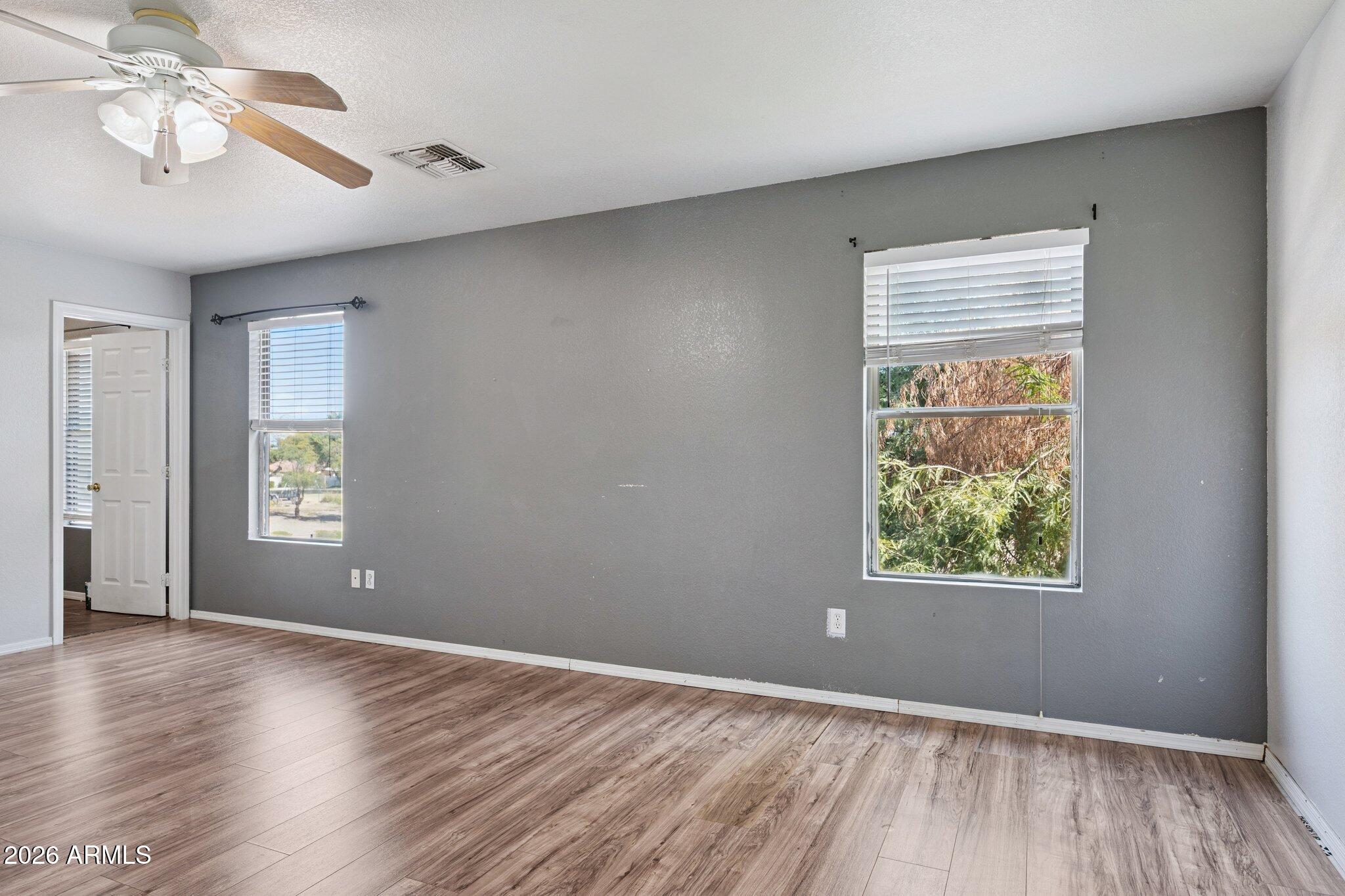 790 E REFLECTION Place