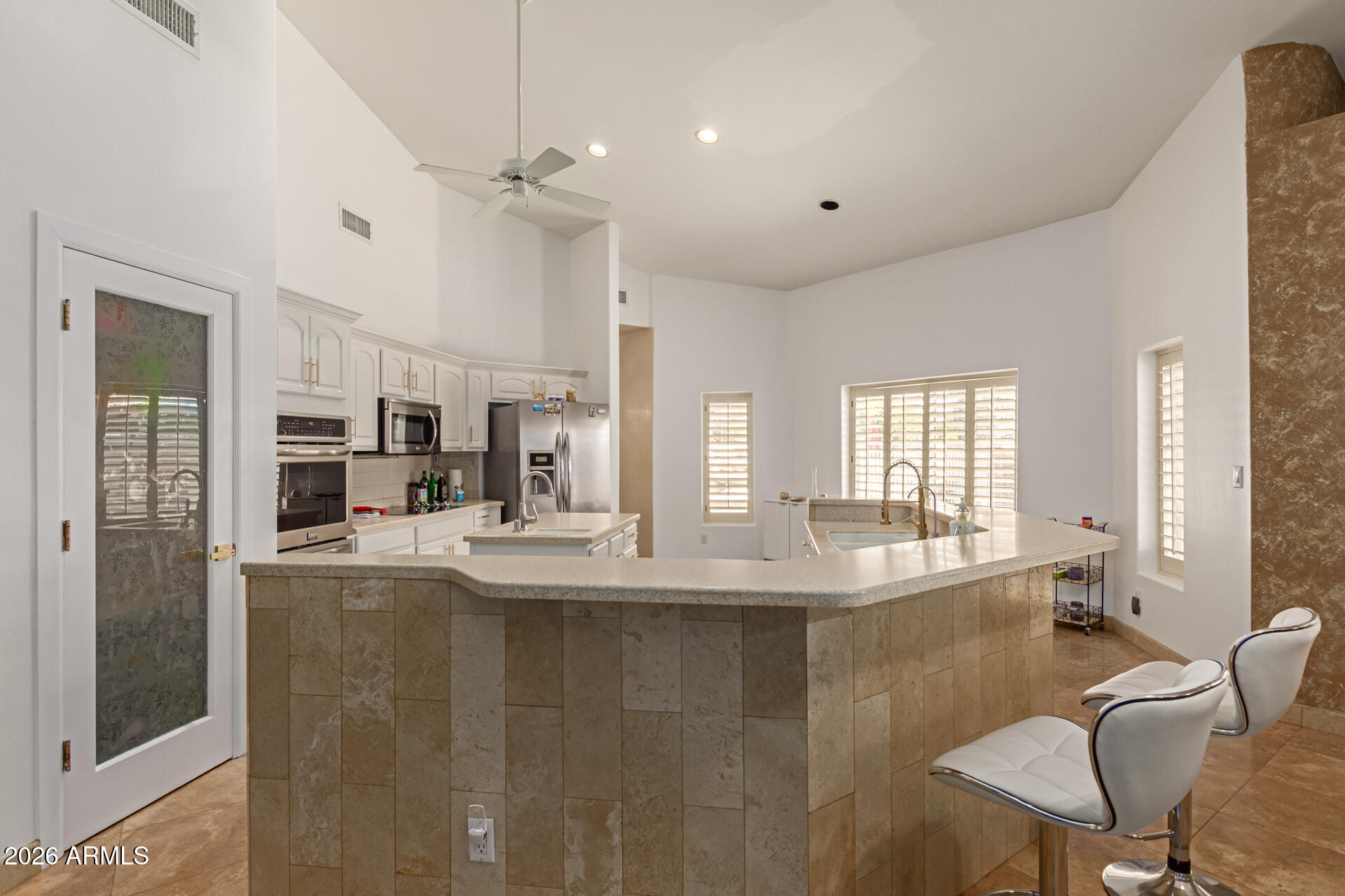 601 W SAN MARCOS Drive