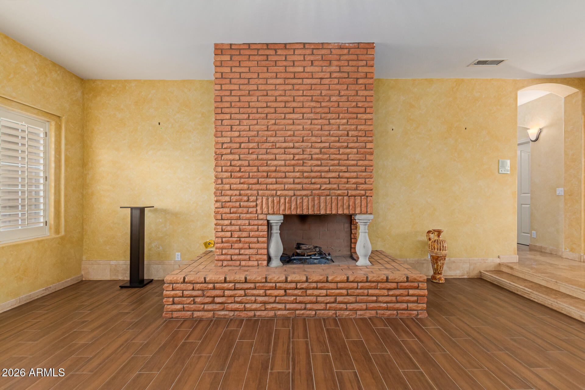 601 W SAN MARCOS Drive