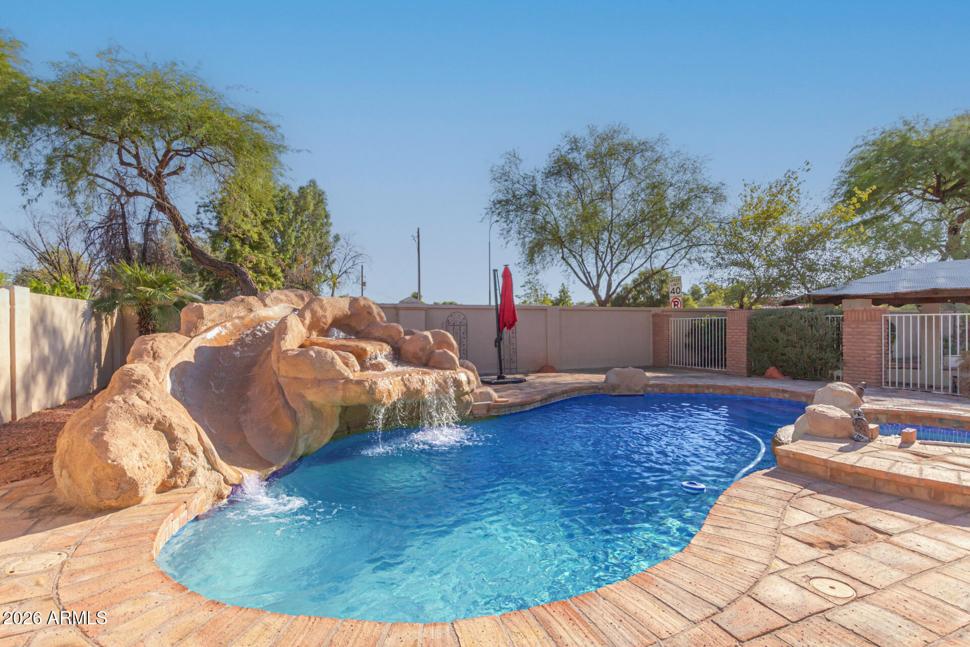 601 W SAN MARCOS Drive