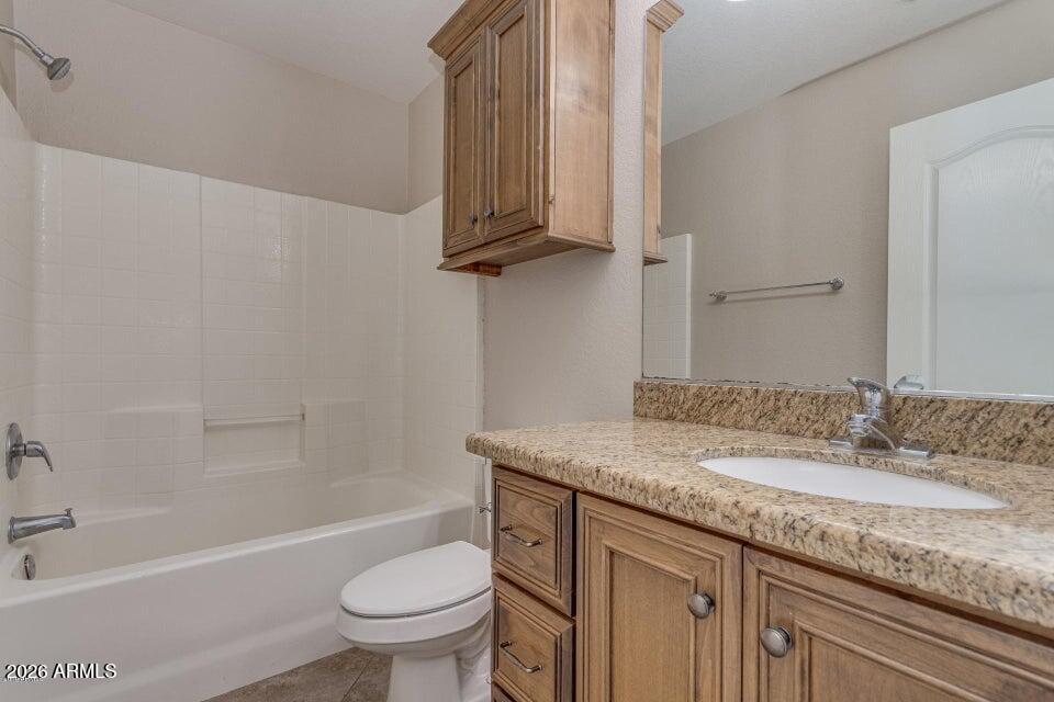 3439 E Juanita Avenue