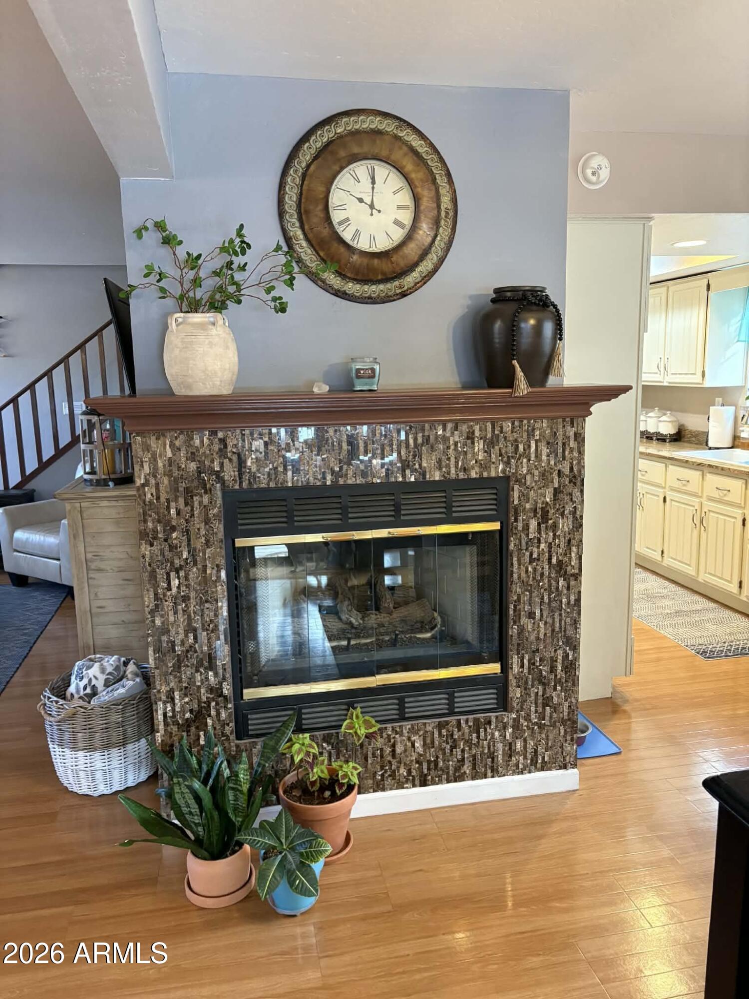 2237 W COUNTRY CLUB Drive