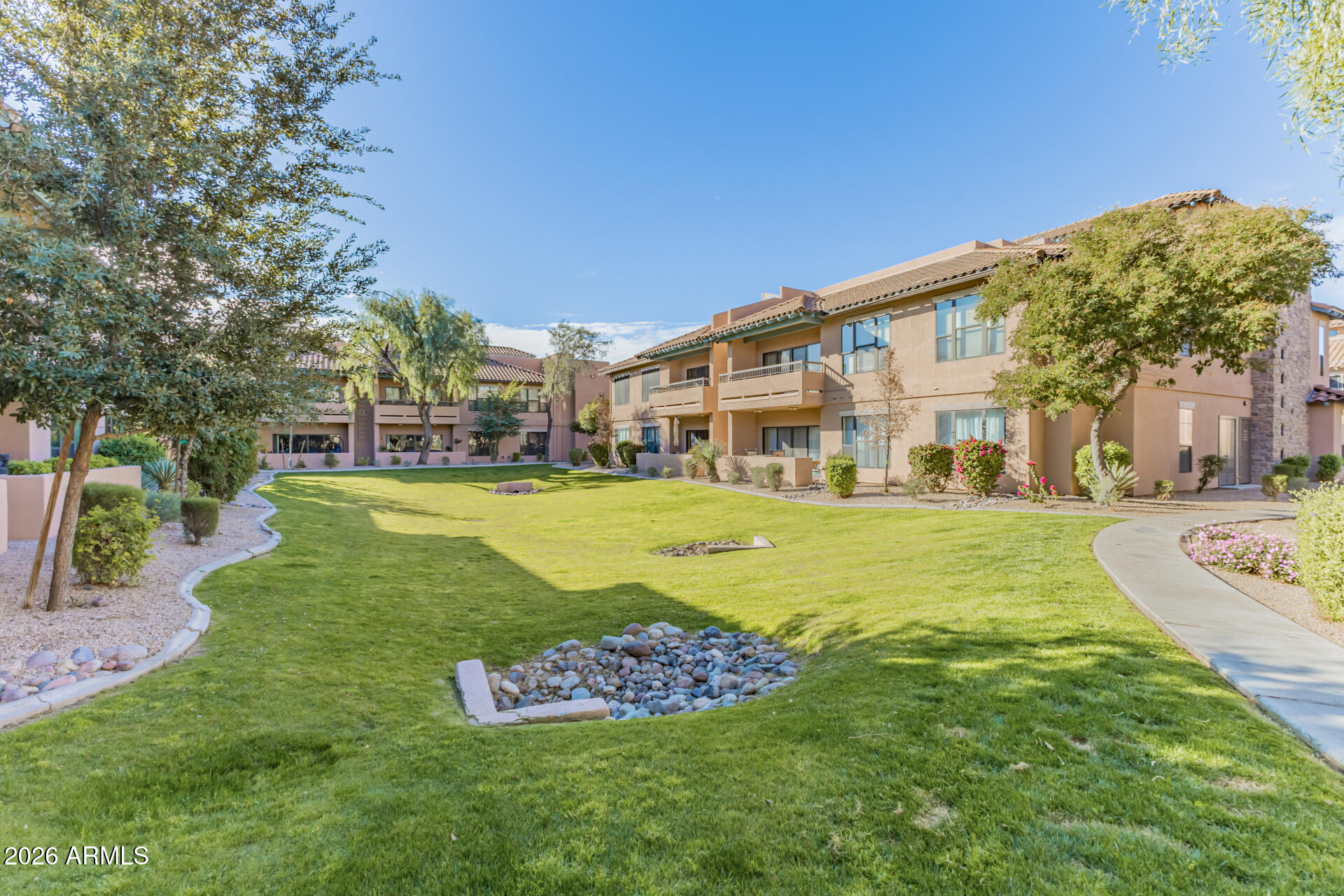 20660 N 40TH Street 2124