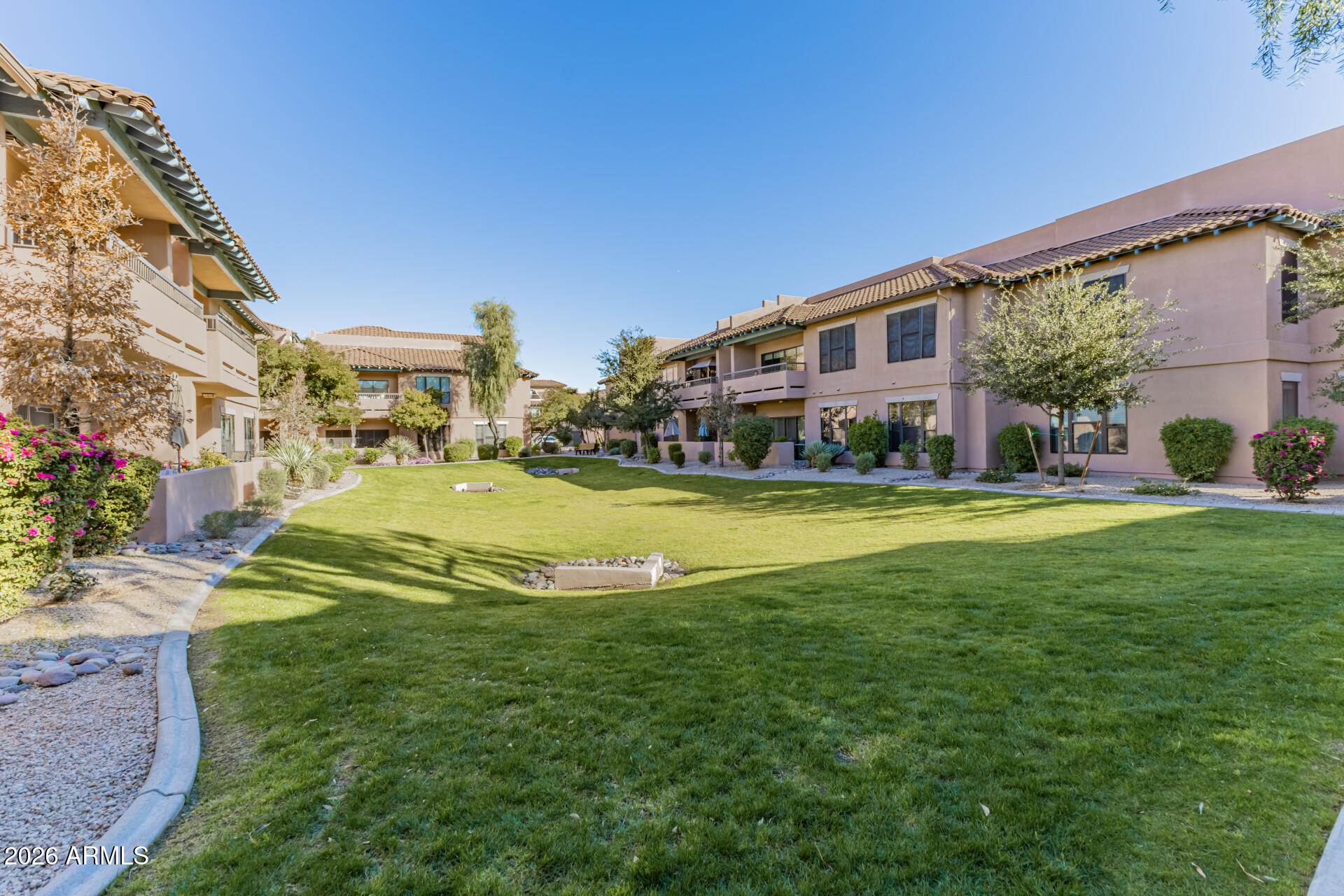 20660 N 40TH Street 2124