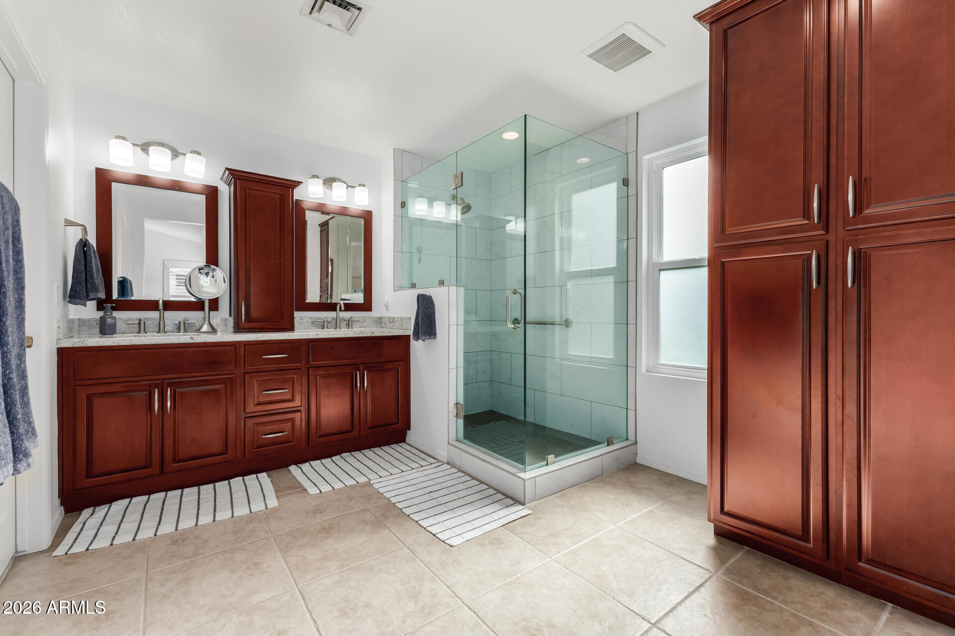 3711 E GOLDFINCH GATE Lane