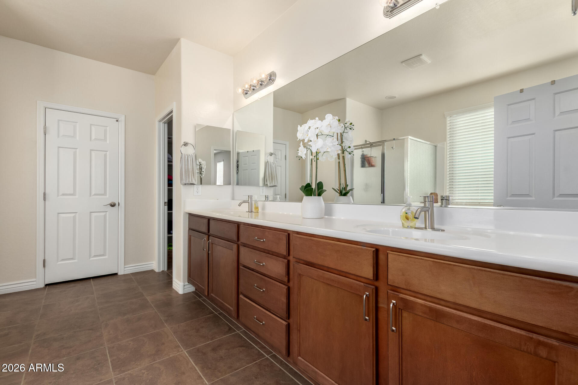 17864 W LAVENDER Lane