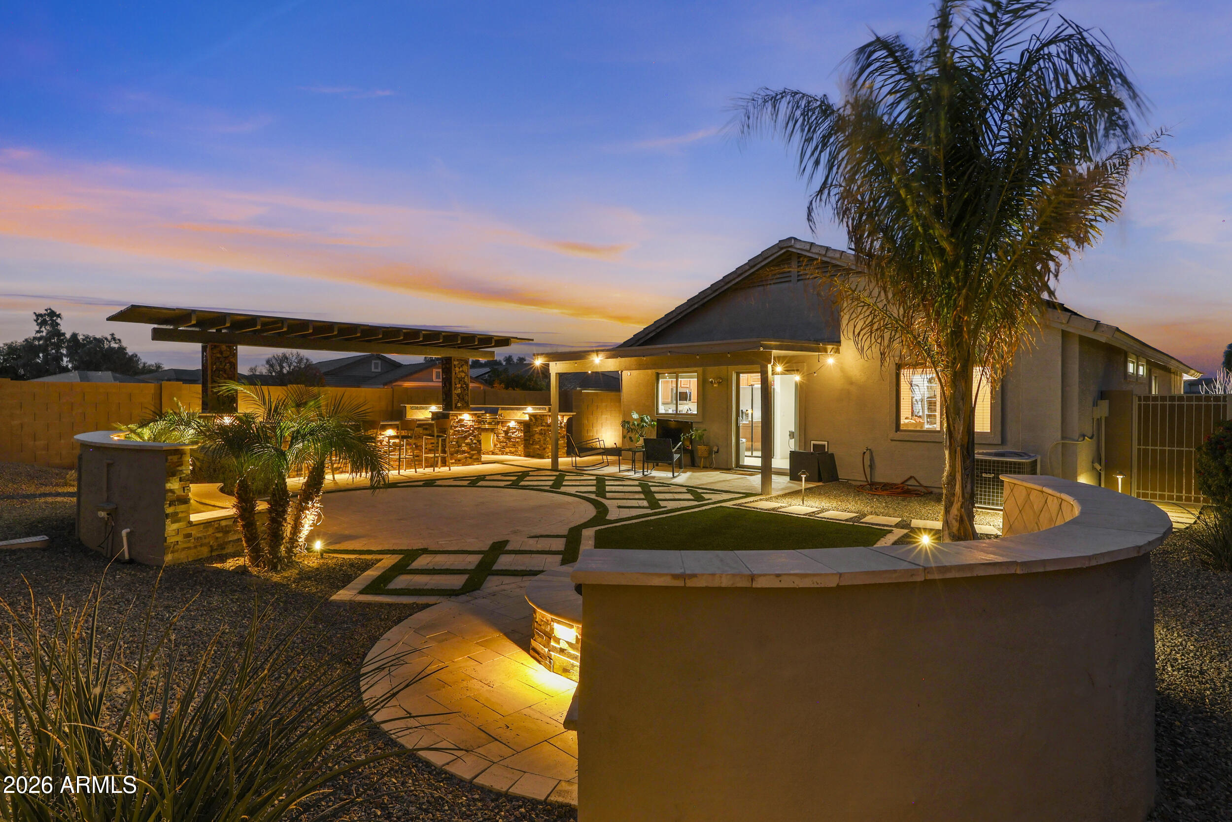 2013 W Prospector Way