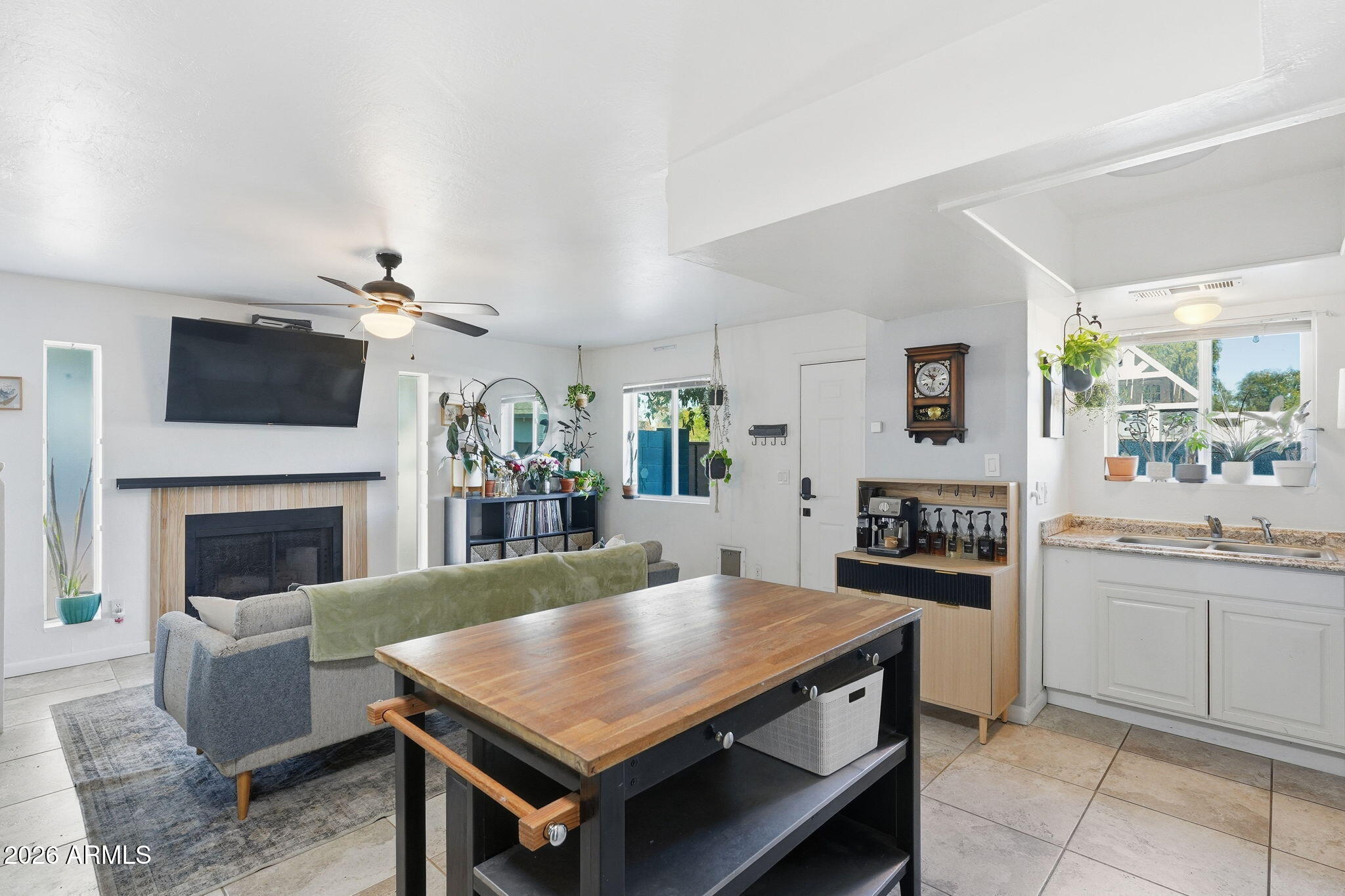 4142 N 11TH Street 8