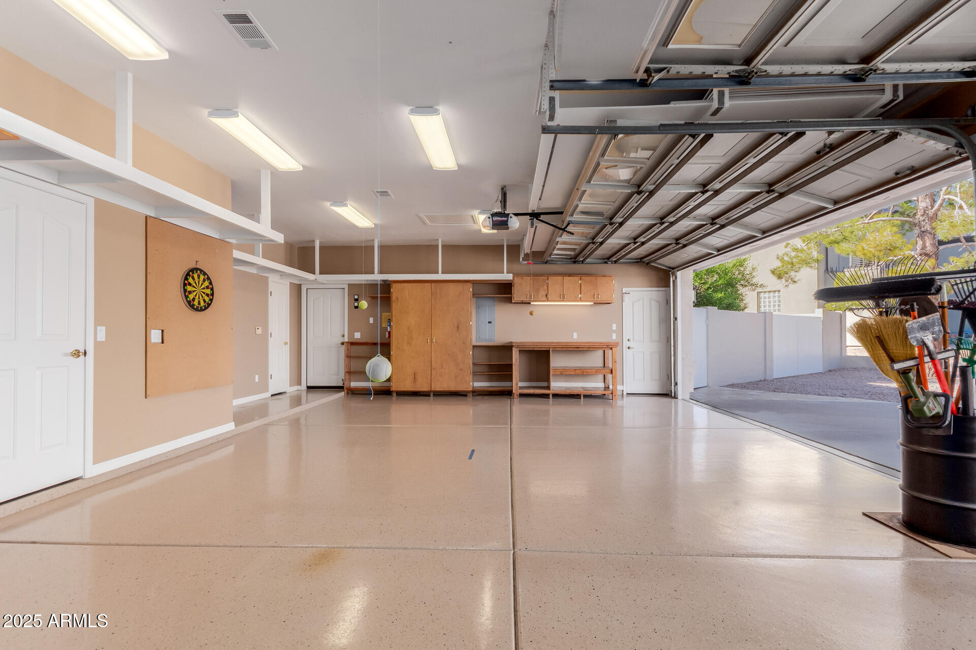 11820 S WARPAINT Drive