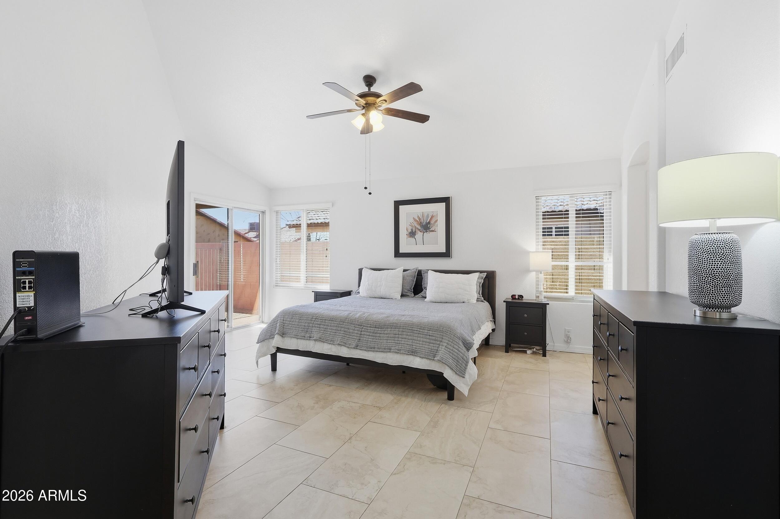 4257 E ROSEMONTE Drive