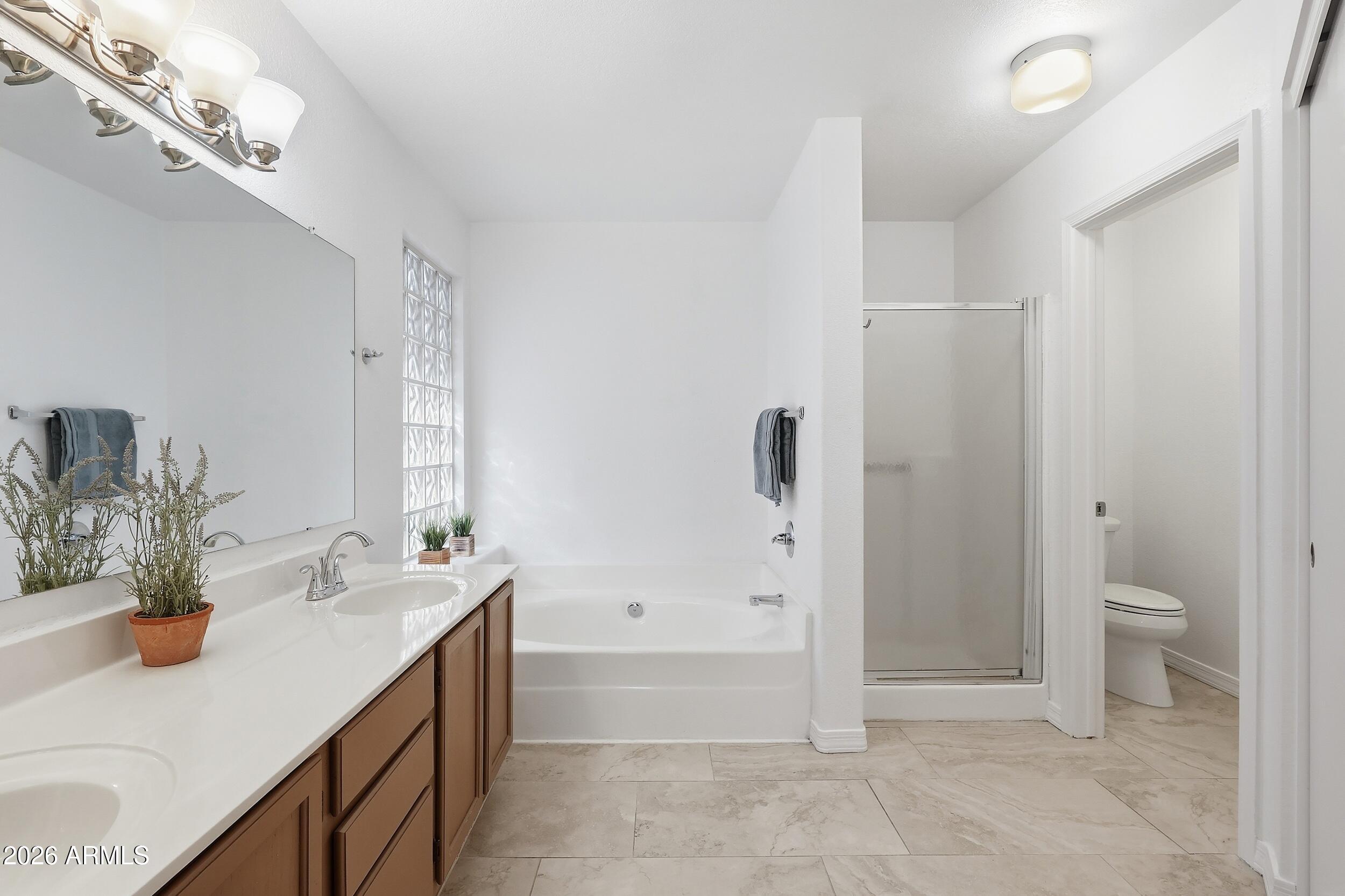 4257 E ROSEMONTE Drive