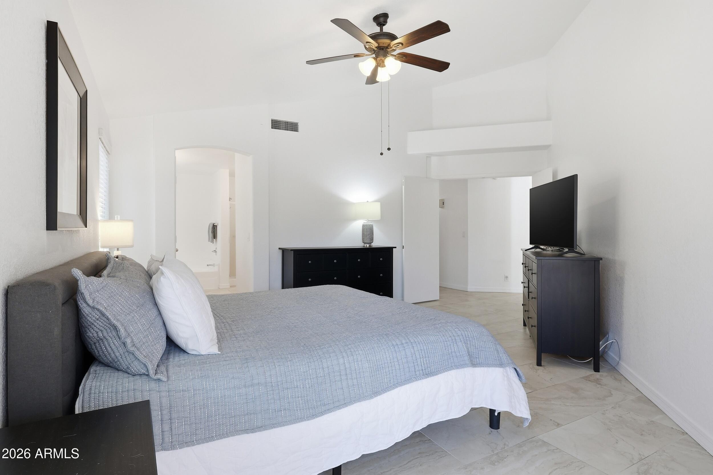 4257 E ROSEMONTE Drive