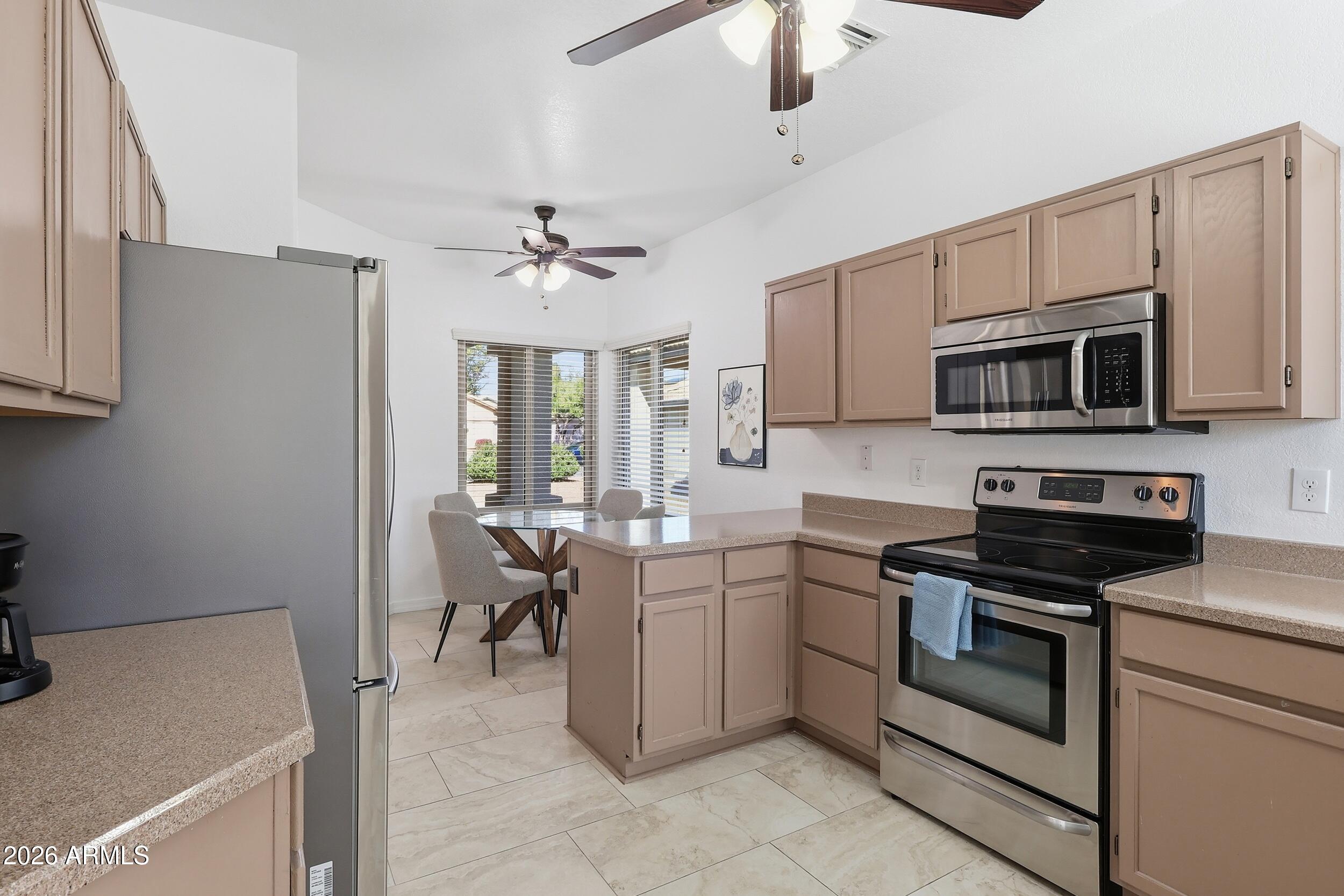 4257 E ROSEMONTE Drive