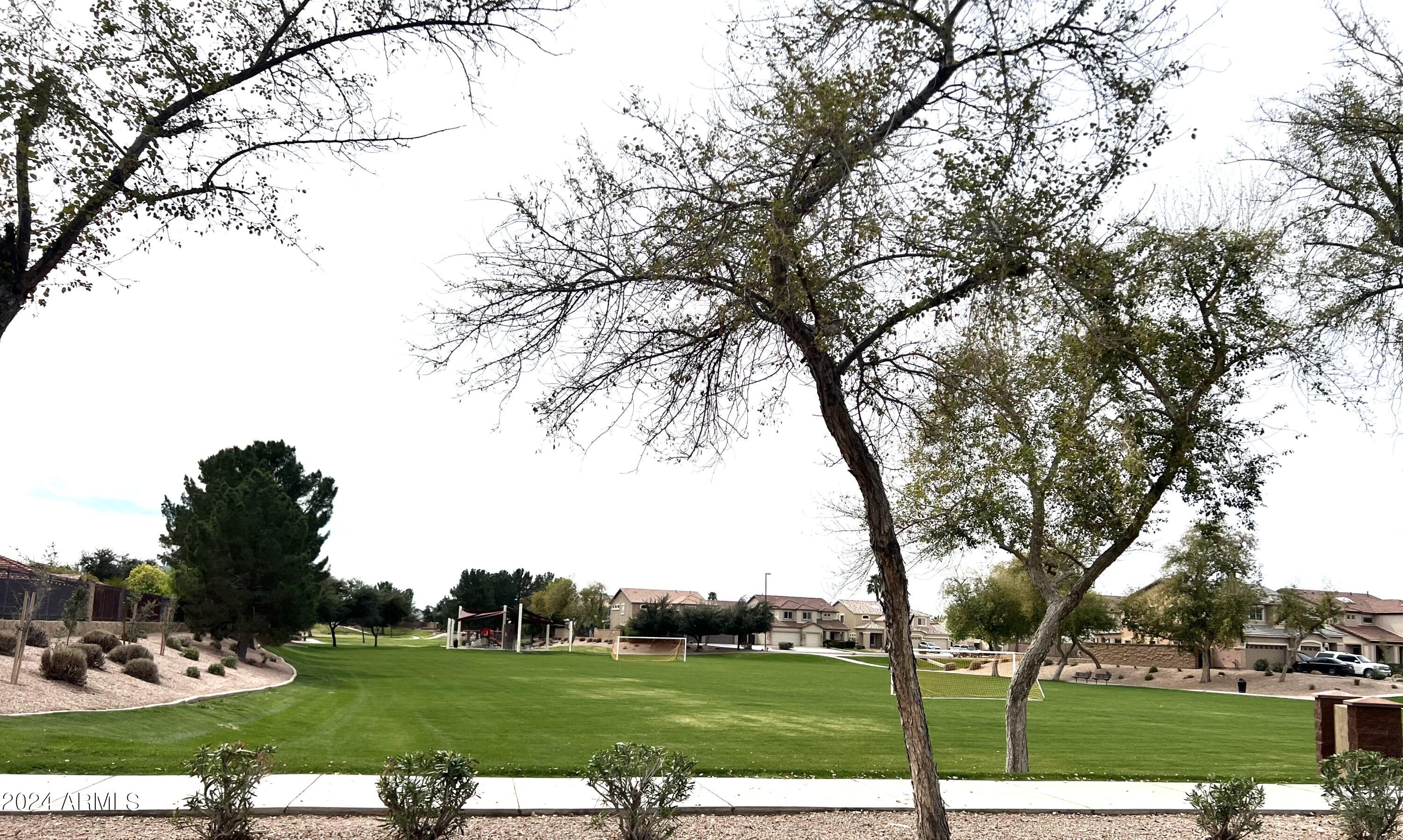 3464 E THORNTON Avenue